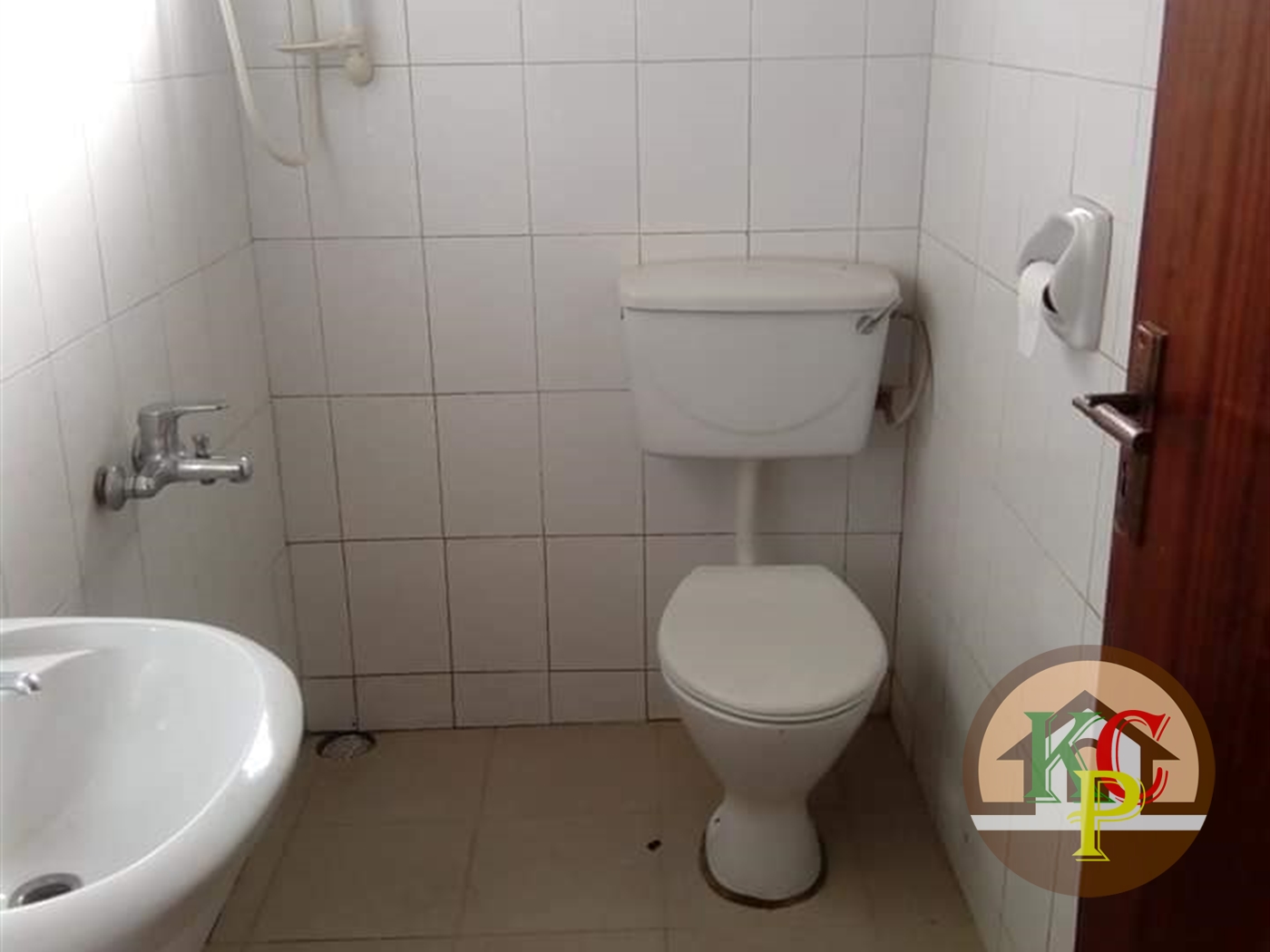 Studio for rent in Bweyogerere Wakiso