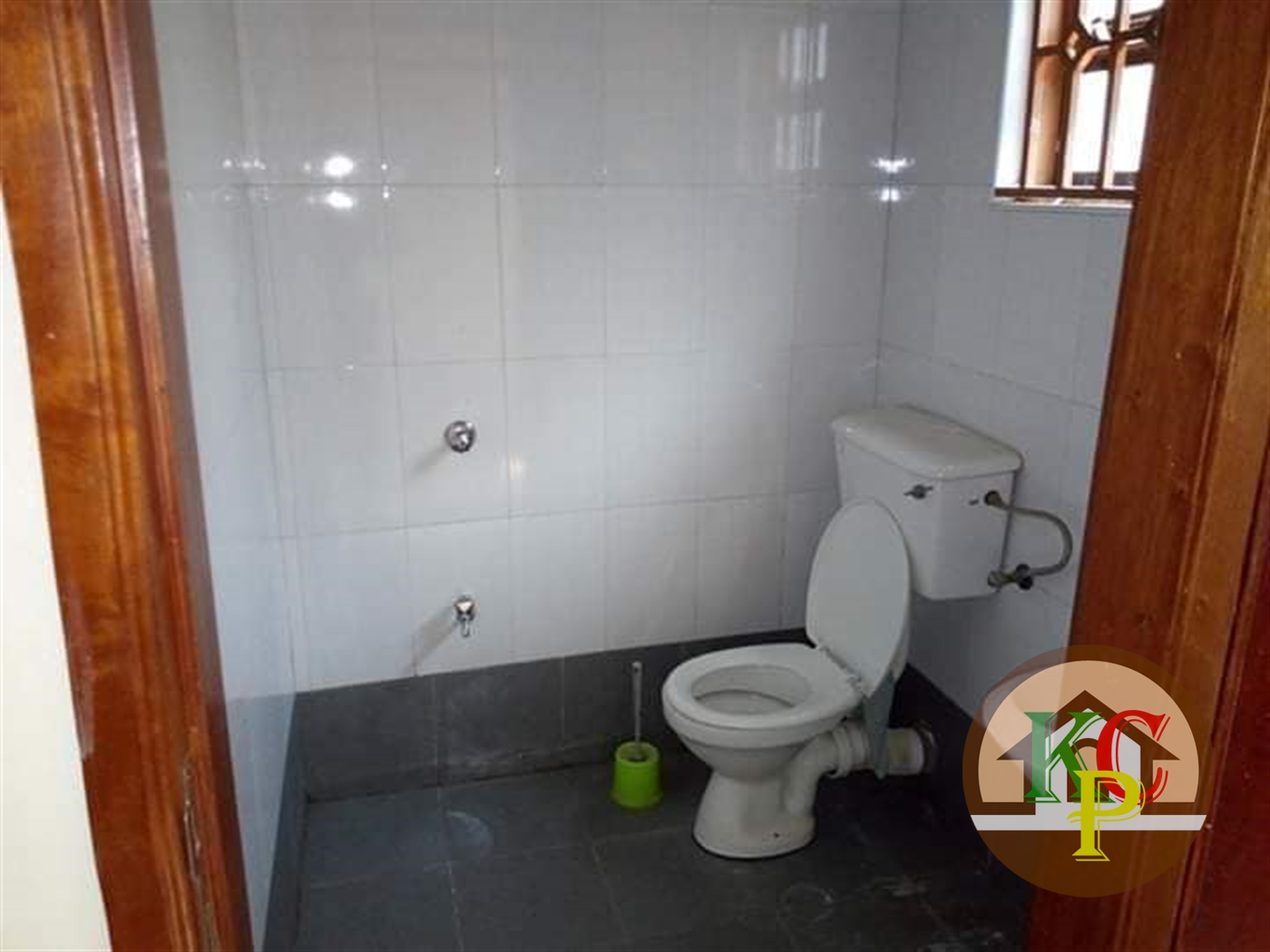 Semi Detached for rent in Bweyogerere Wakiso