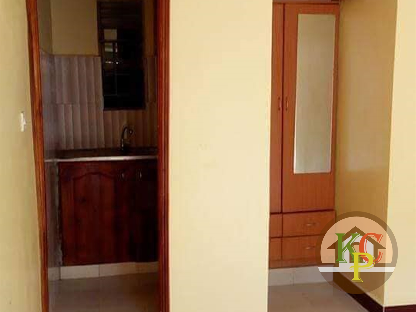 Semi Detached for rent in Bweyogerere Wakiso