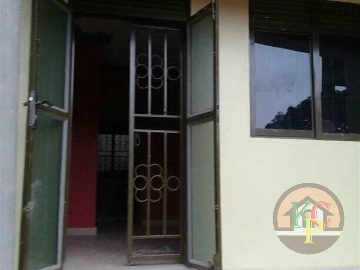 Semi Detached for rent in Mpererwe Kampala