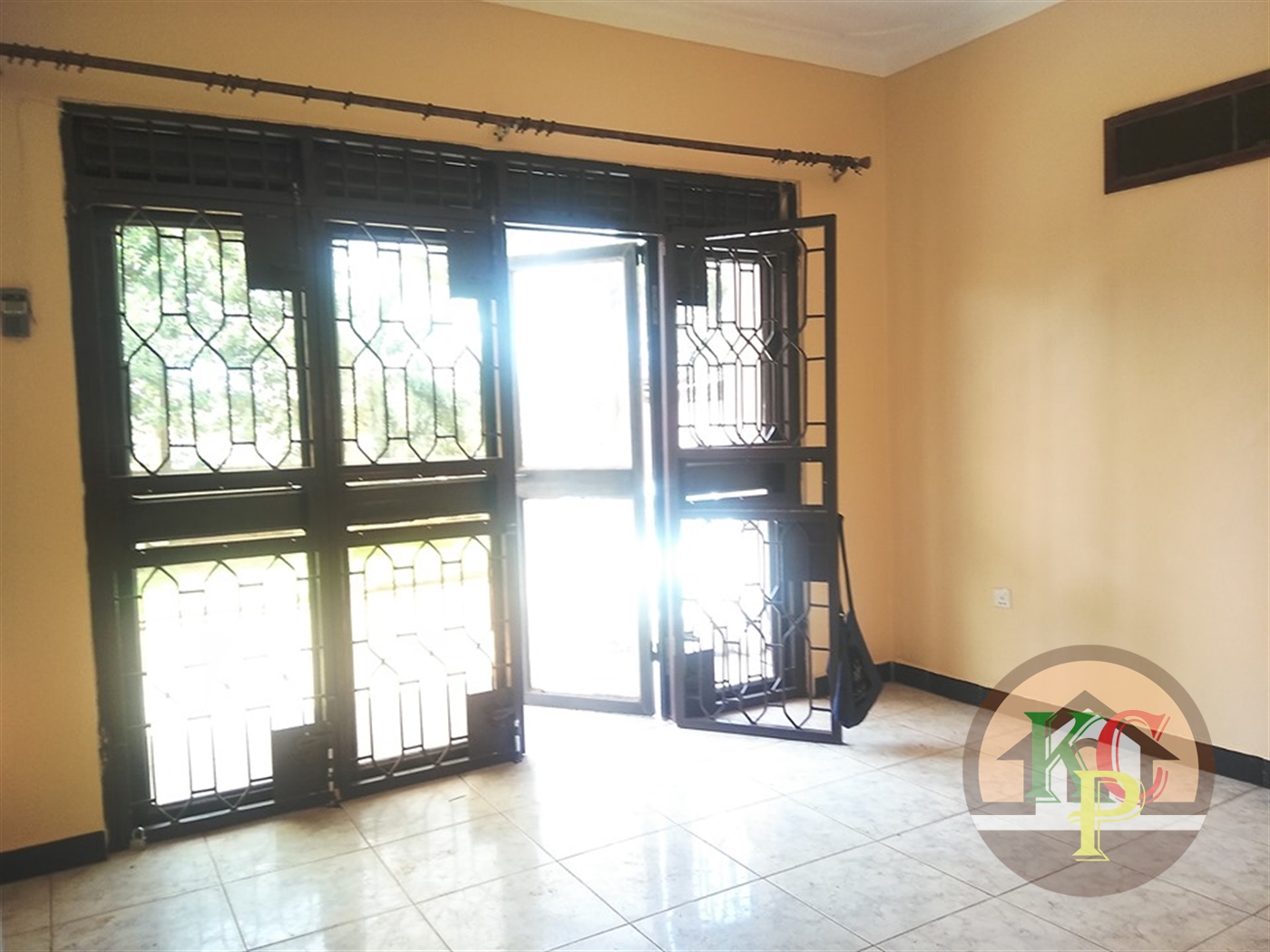 Apartment for rent in Kiwaatule Kampala