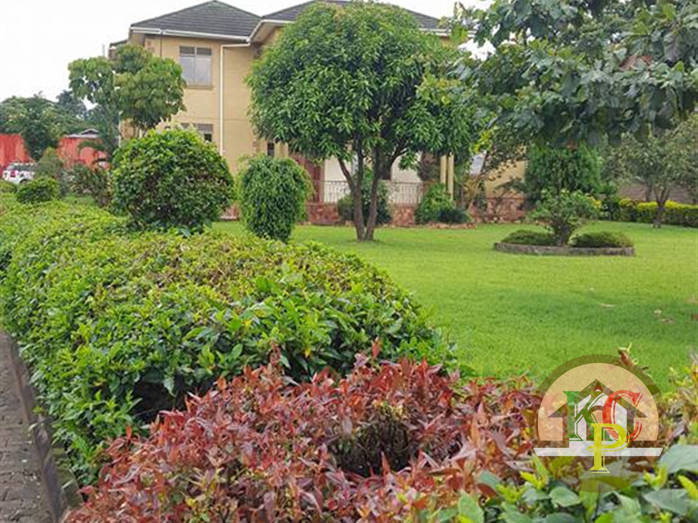 Mansion for rent in Kajjansi Wakiso