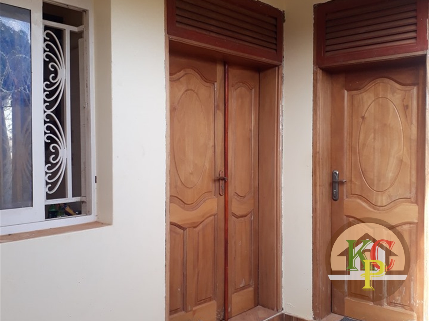 Mansion for rent in Kawuku Wakiso
