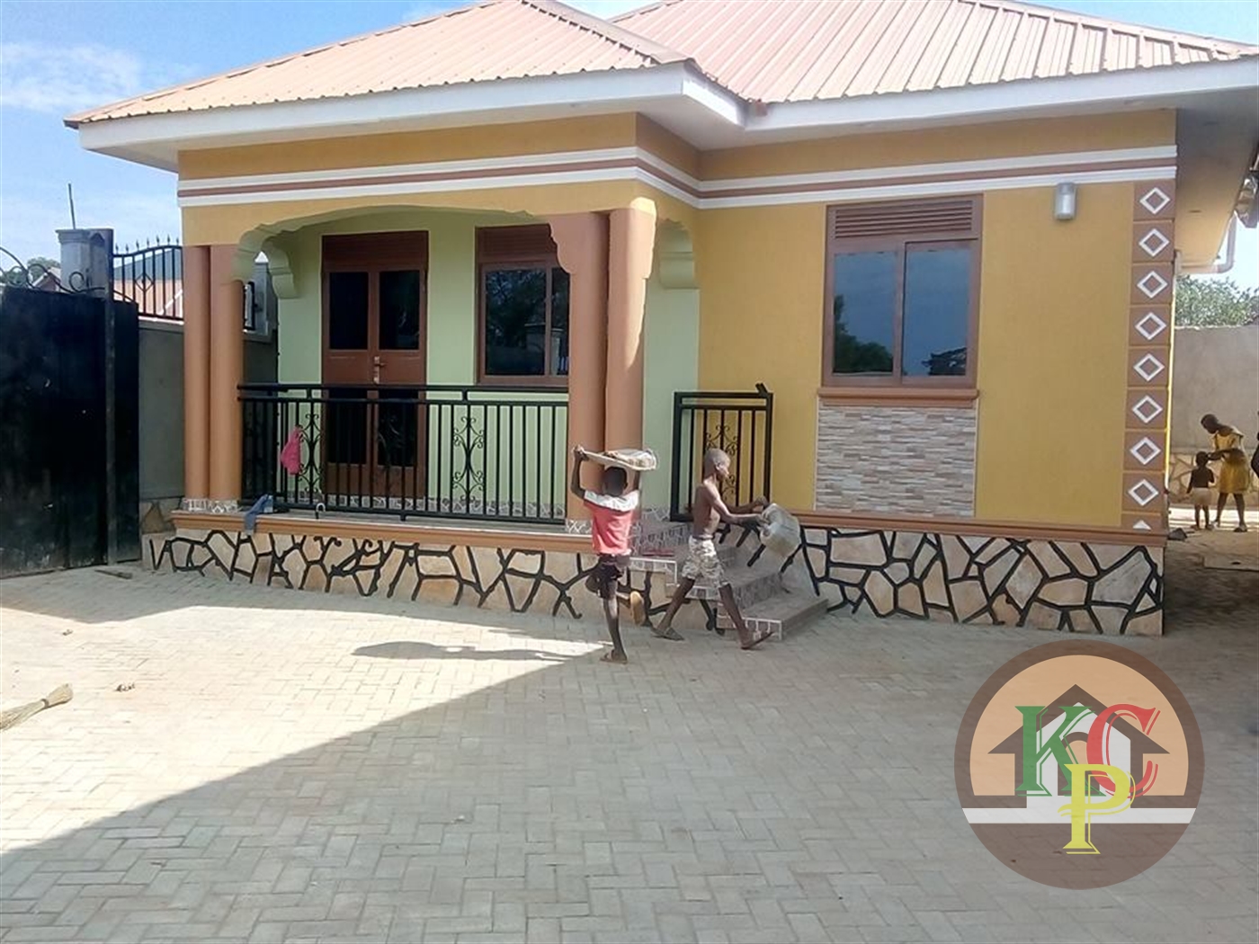 Semi Detached for rent in Bweyogerere Wakiso