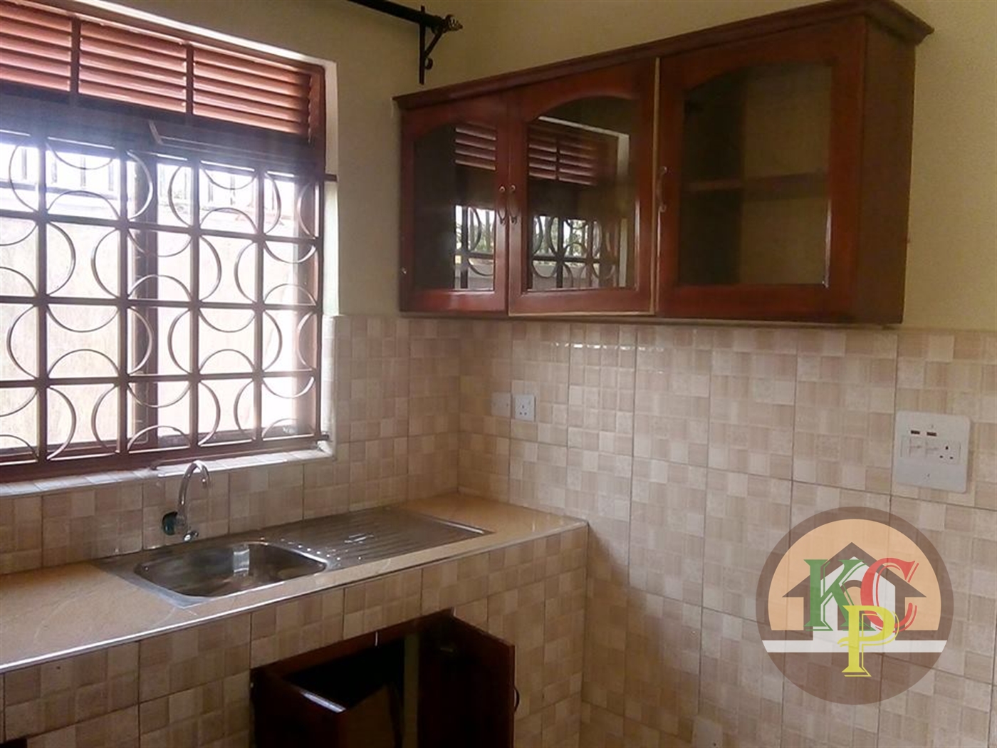 Semi Detached for rent in Bweyogerere Wakiso