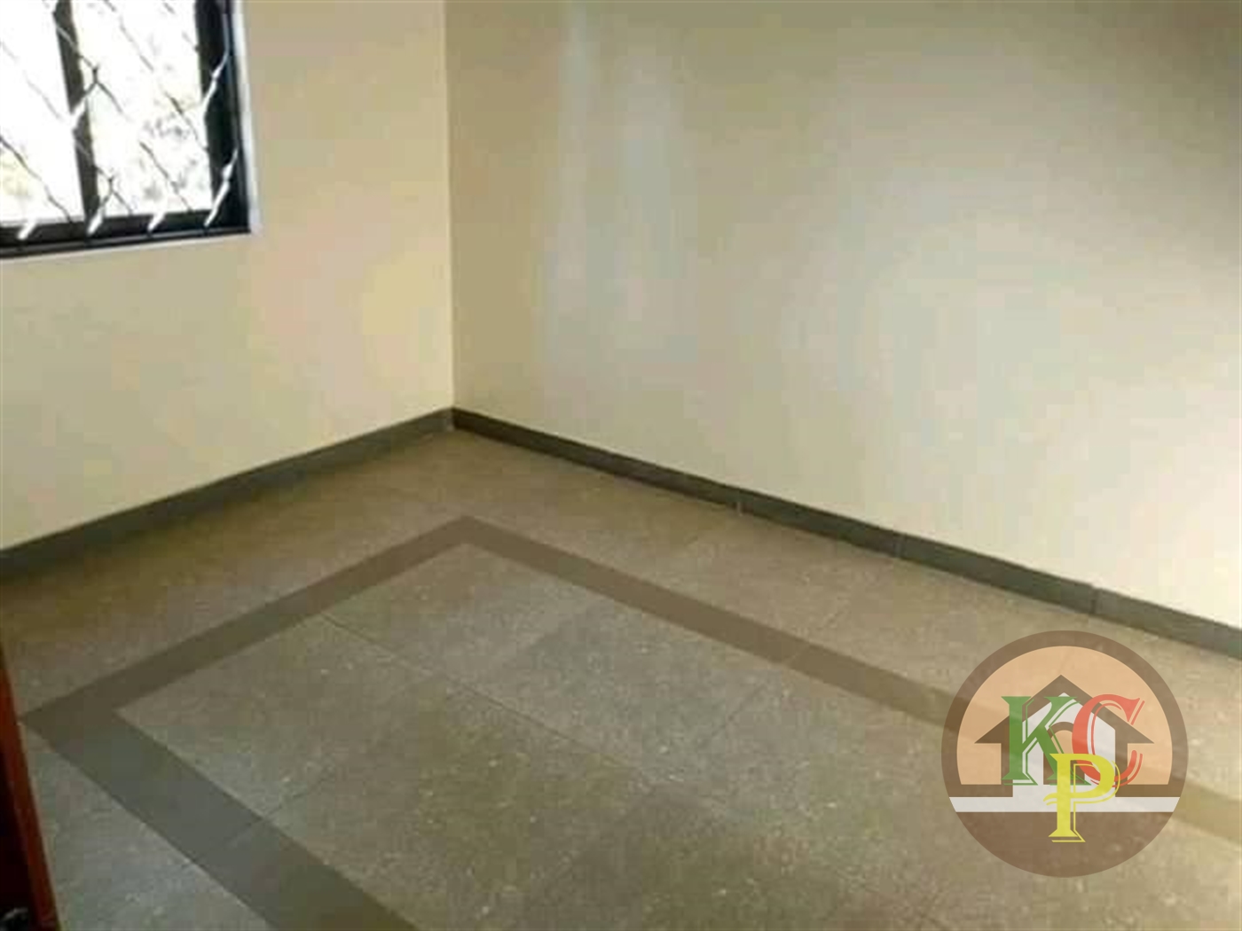 Duplex for sale in Kyanja Kampala