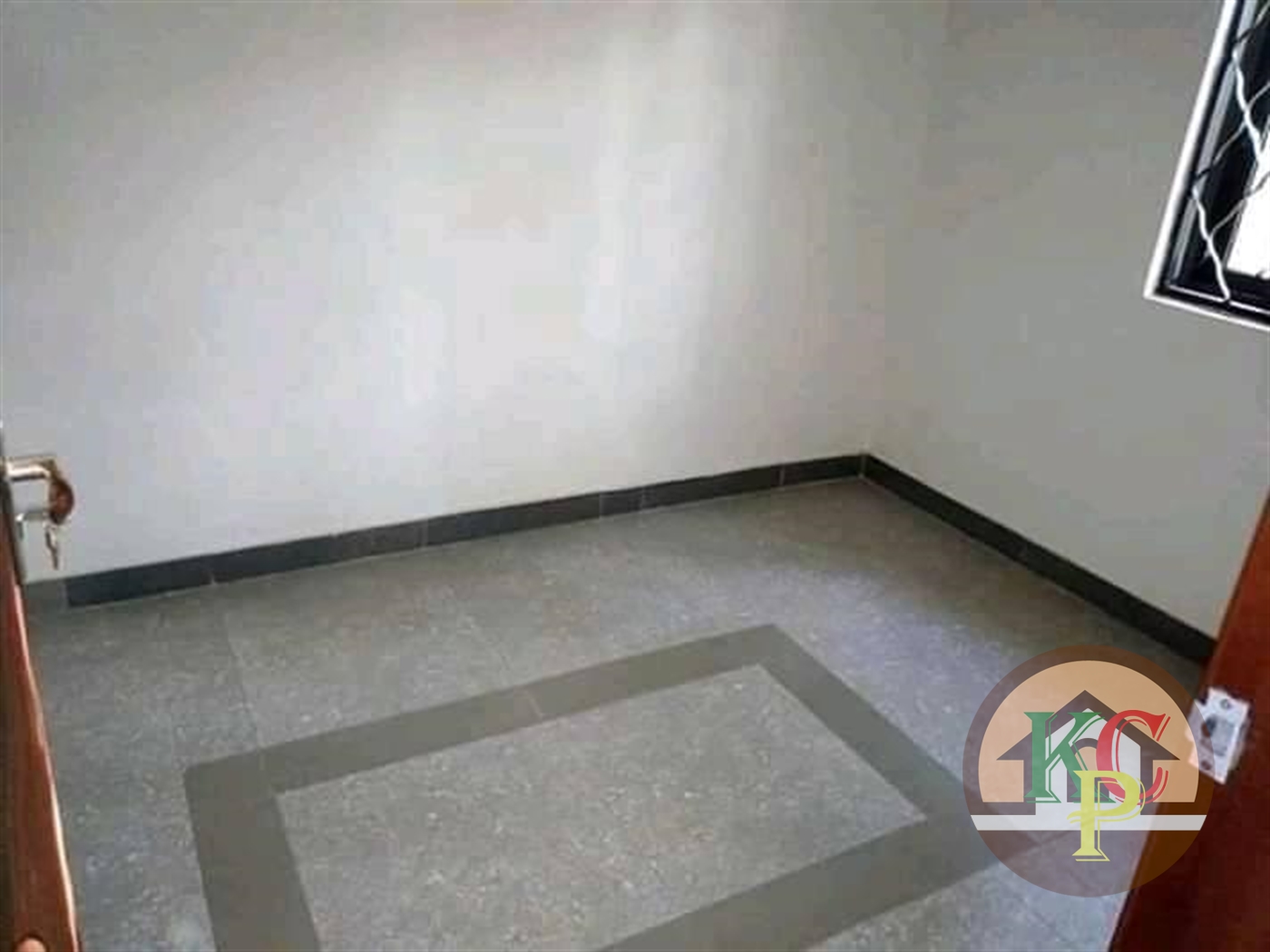 Duplex for sale in Kyanja Kampala