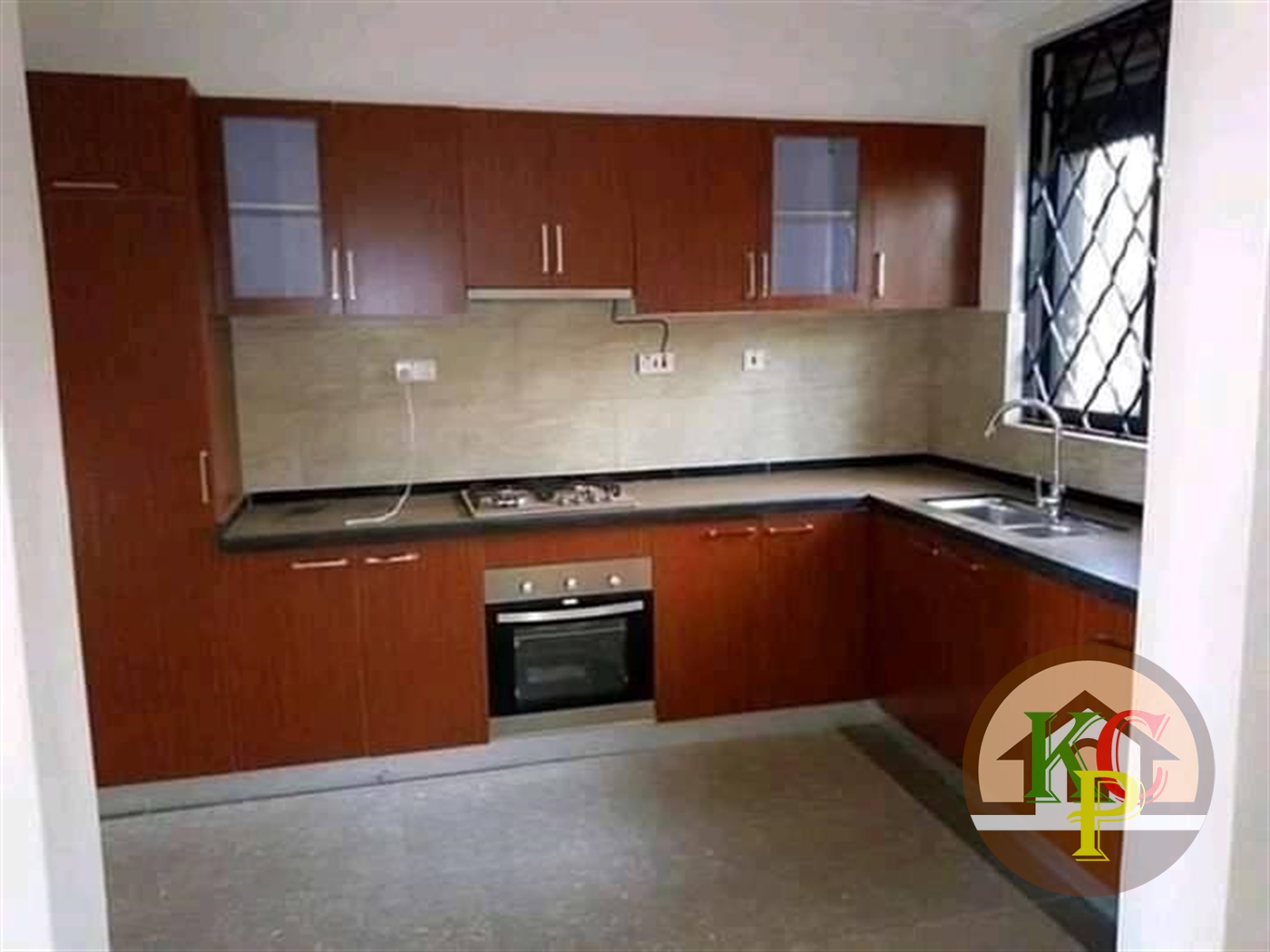 Duplex for sale in Kyanja Kampala