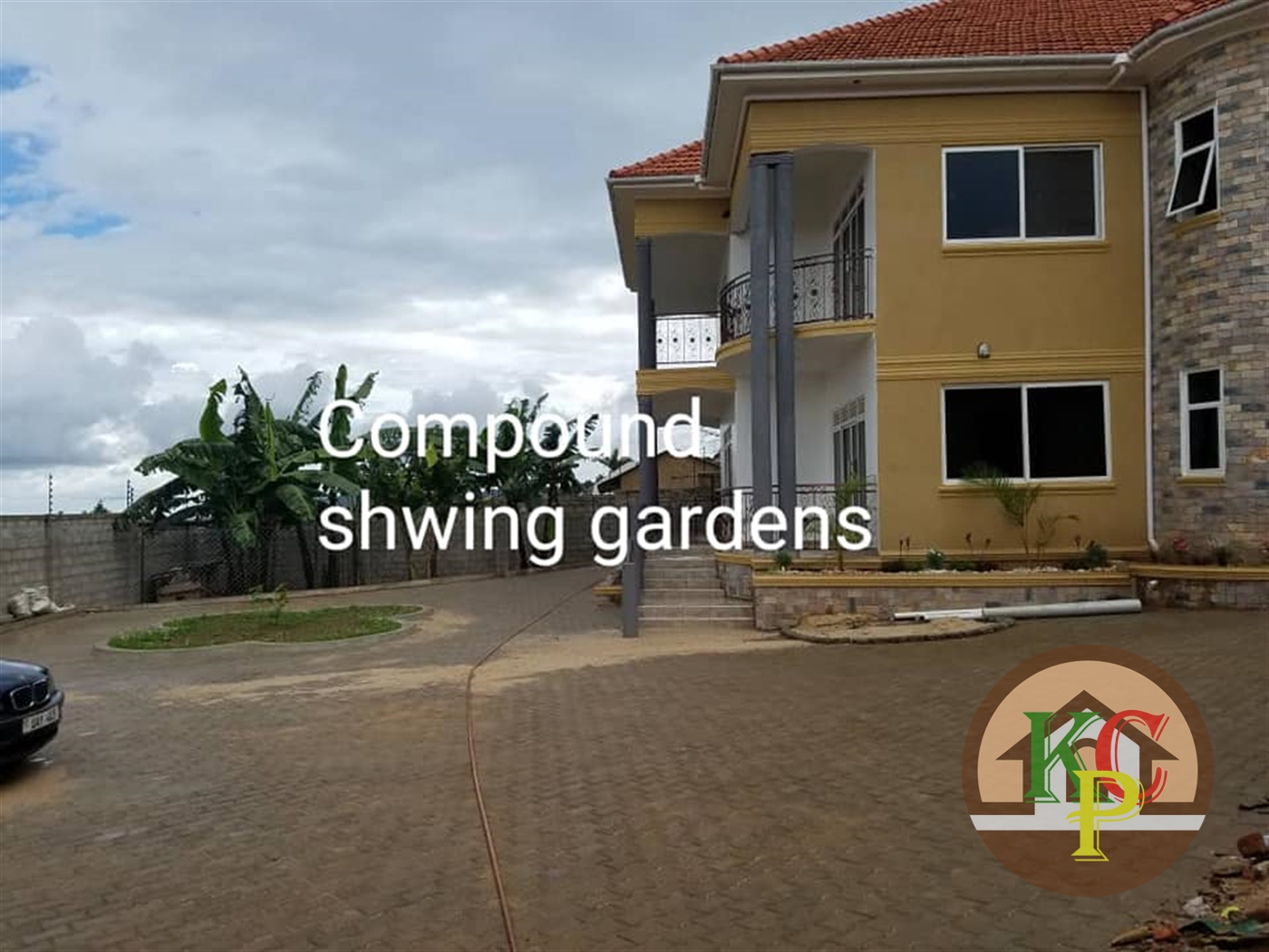 Mansion for sale in Kitende Wakiso