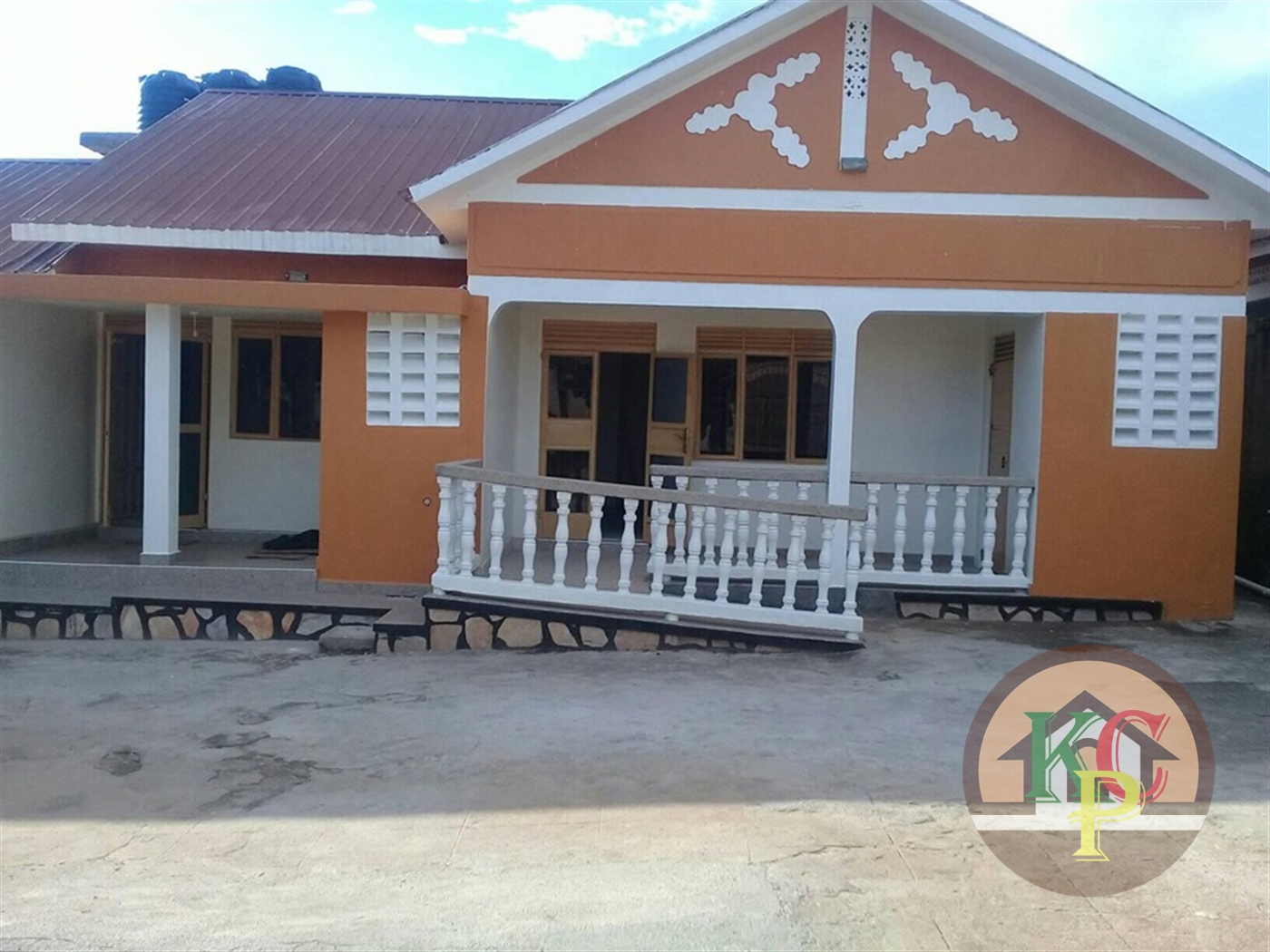 Semi Detached for rent in Mpererwe Kampala