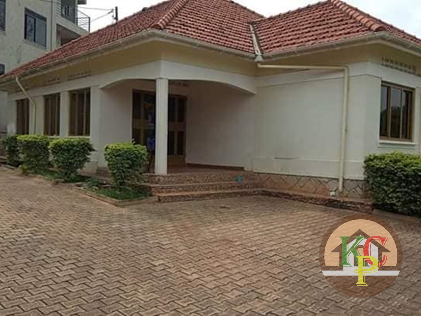 Bungalow for rent in Naalya Kampala