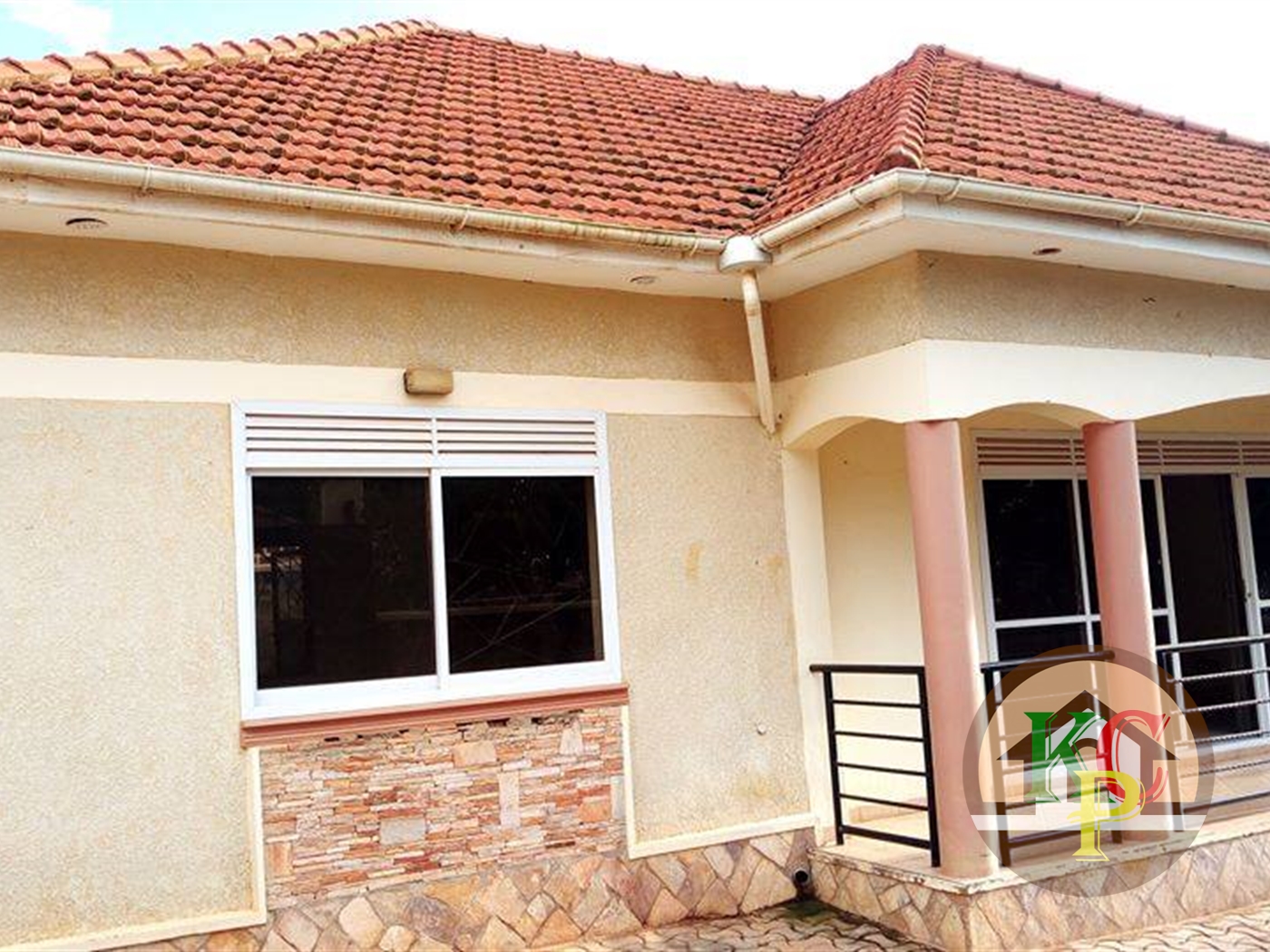 Bungalow for rent in Naalya Kampala