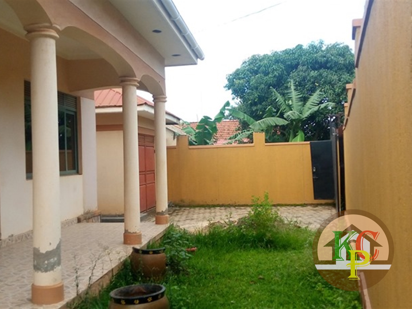 Bungalow for rent in Seeta Mukono