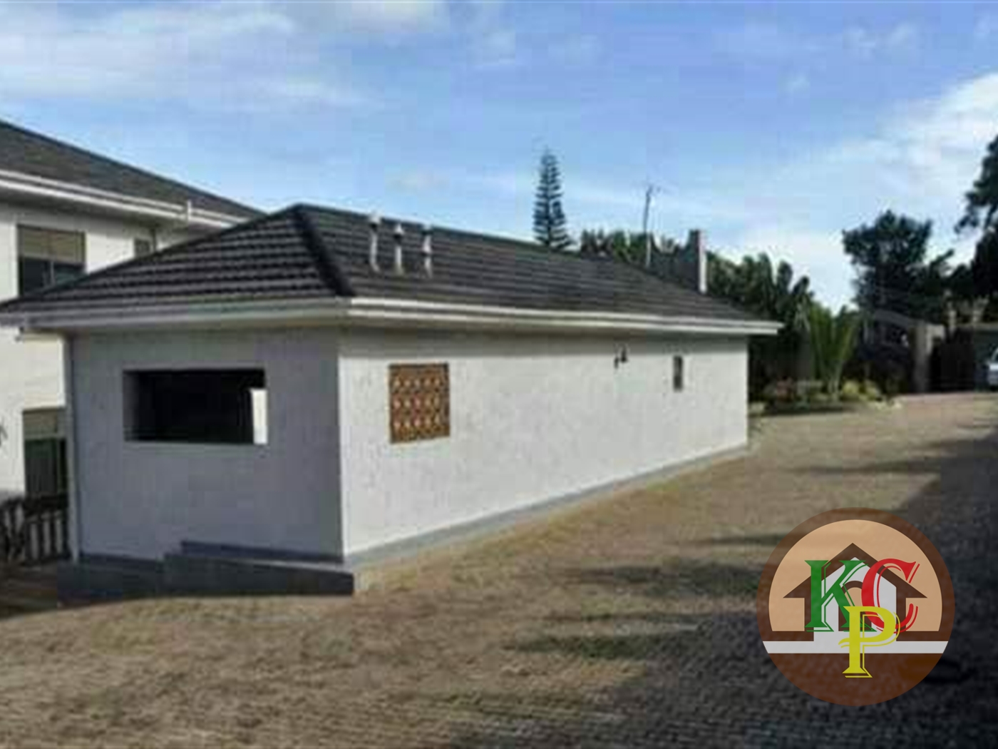 Mansion for sale in Lubowa Wakiso