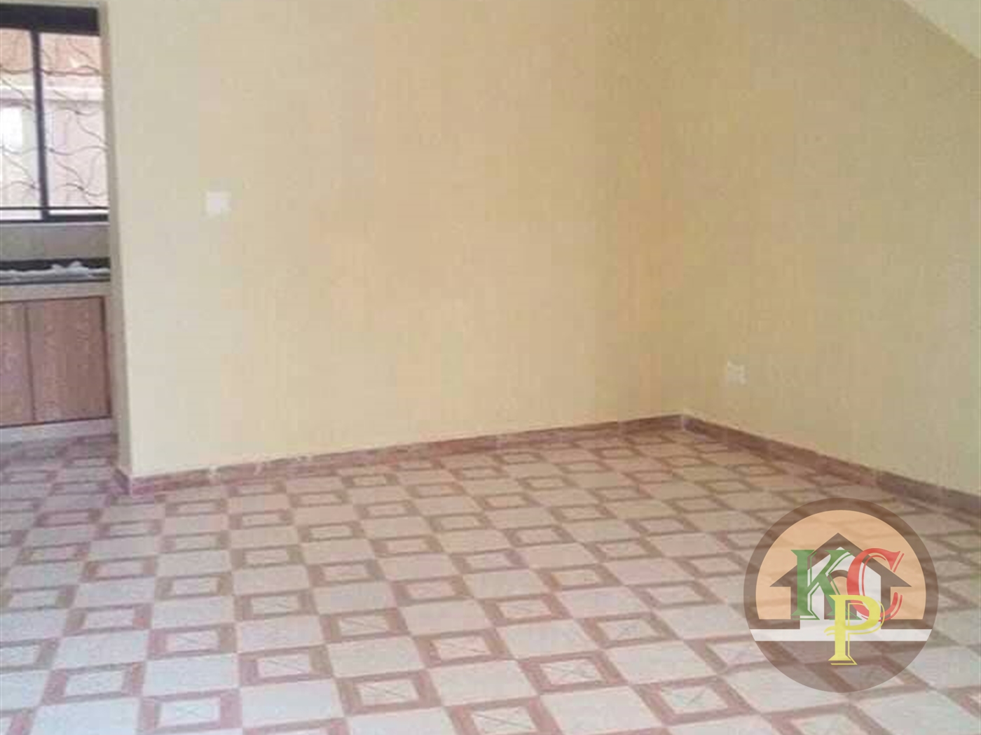 Duplex for rent in Mpererwe Kampala