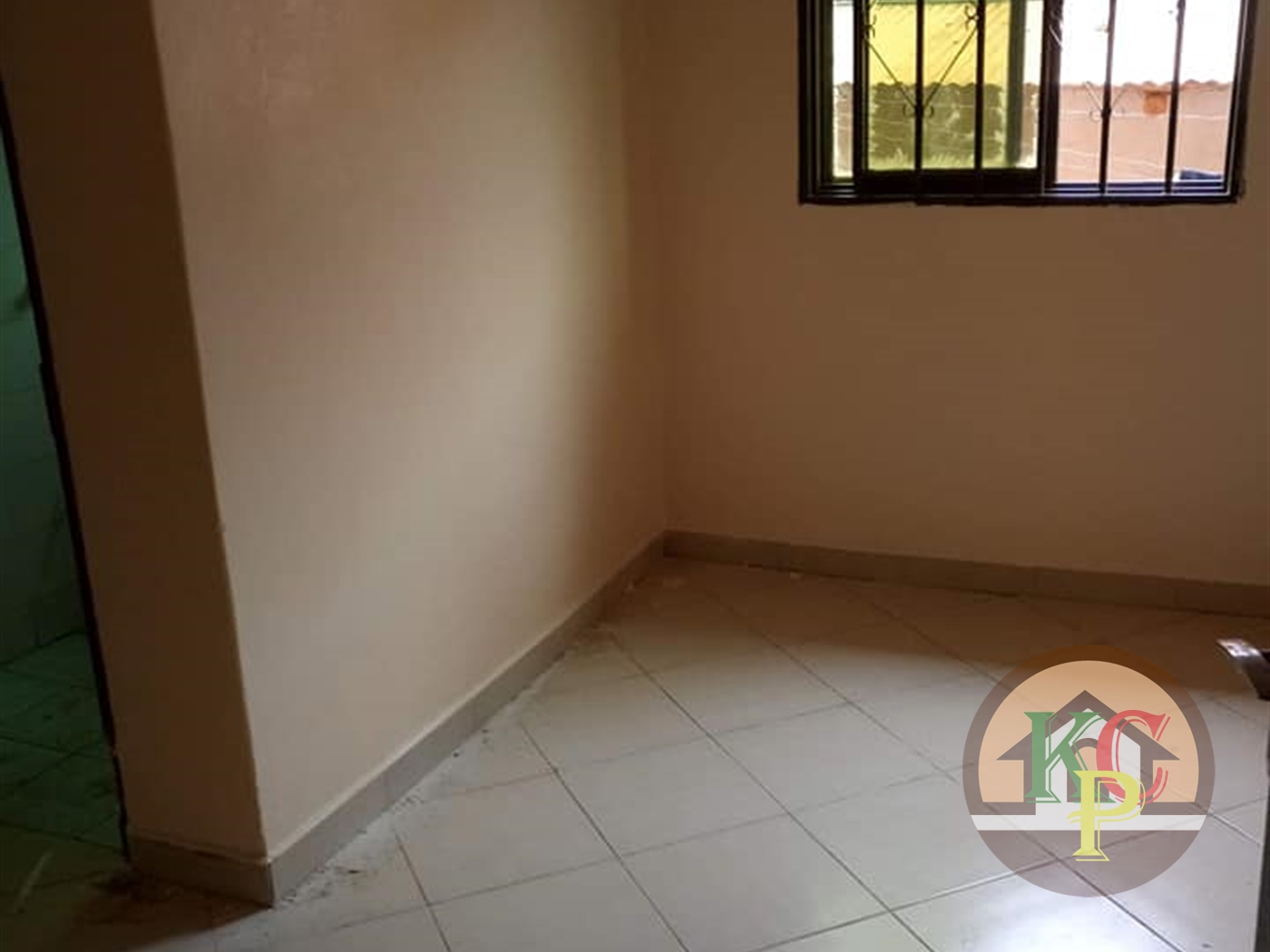 Semi Detached for rent in Kisaasi Kampala