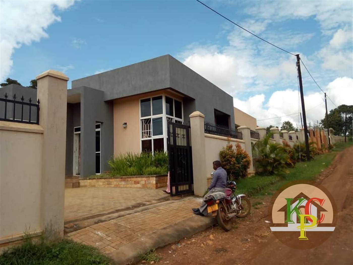 Bungalow for sale in Kira Wakiso