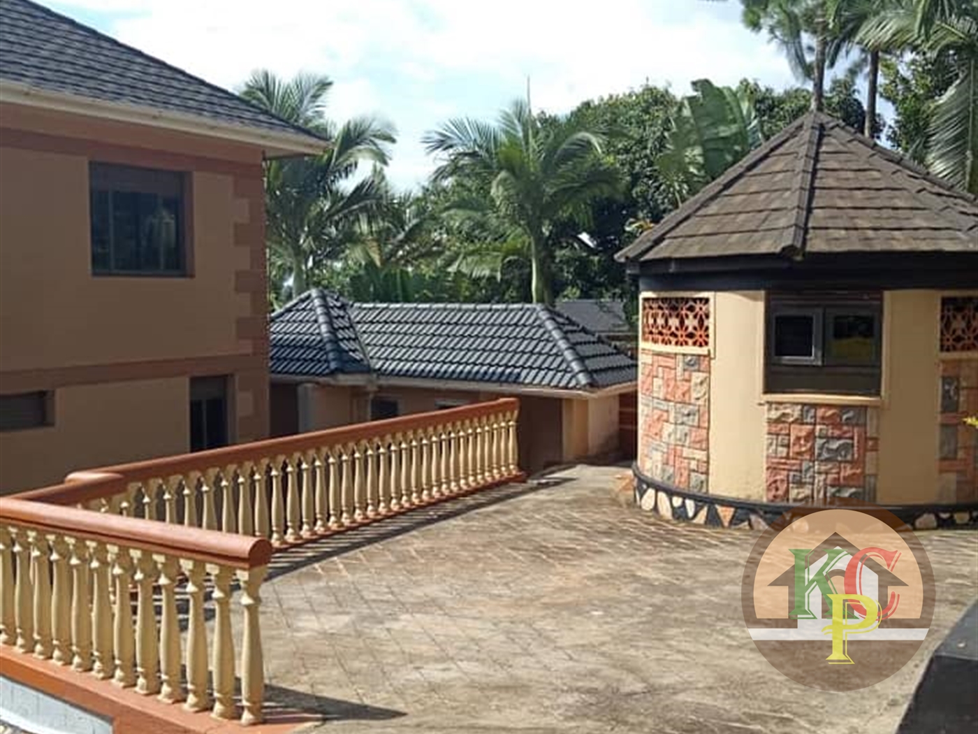 Mansion for sale in Namulanda Wakiso