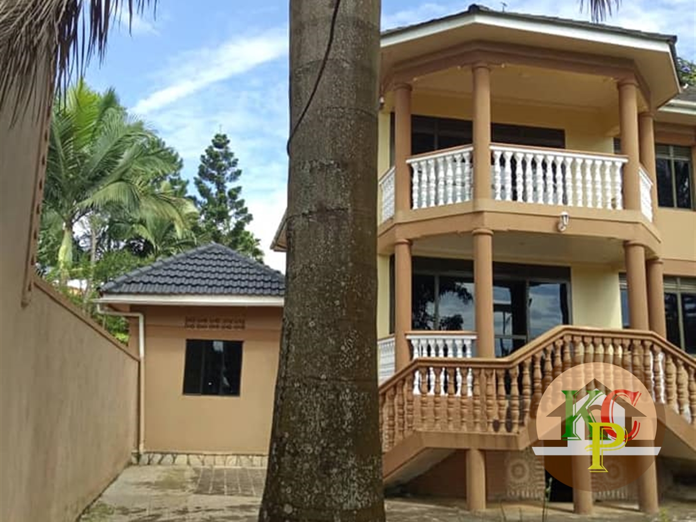 Mansion for sale in Namulanda Wakiso