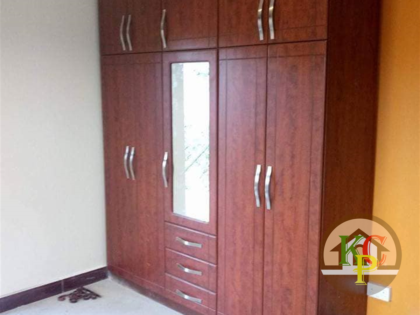 Apartment for rent in Kisaasi Kampala