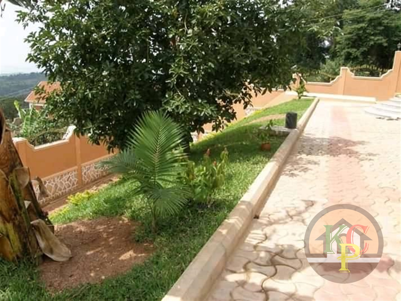 Mansion for sale in Entebbe Wakiso