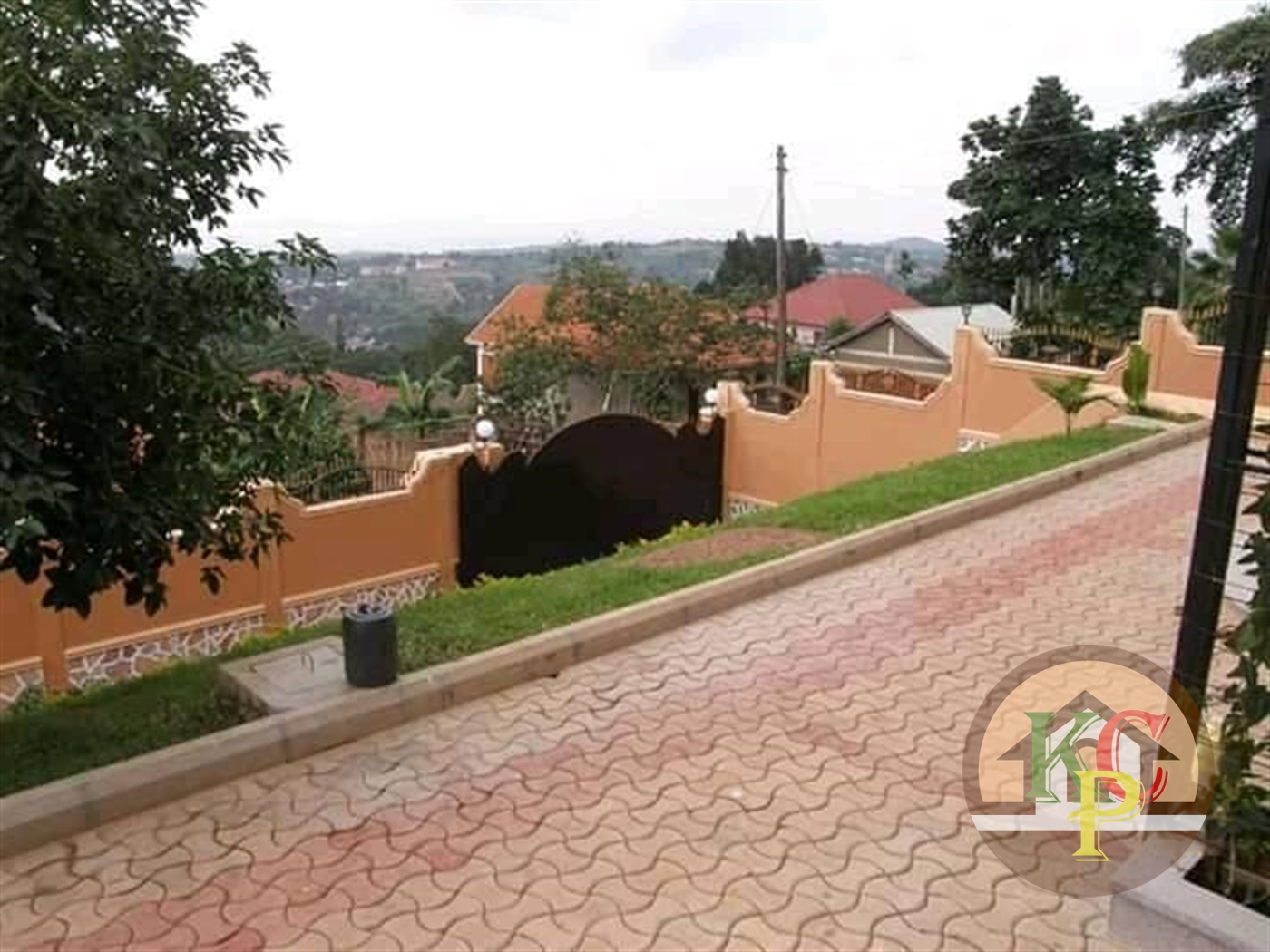 Mansion for sale in Entebbe Wakiso