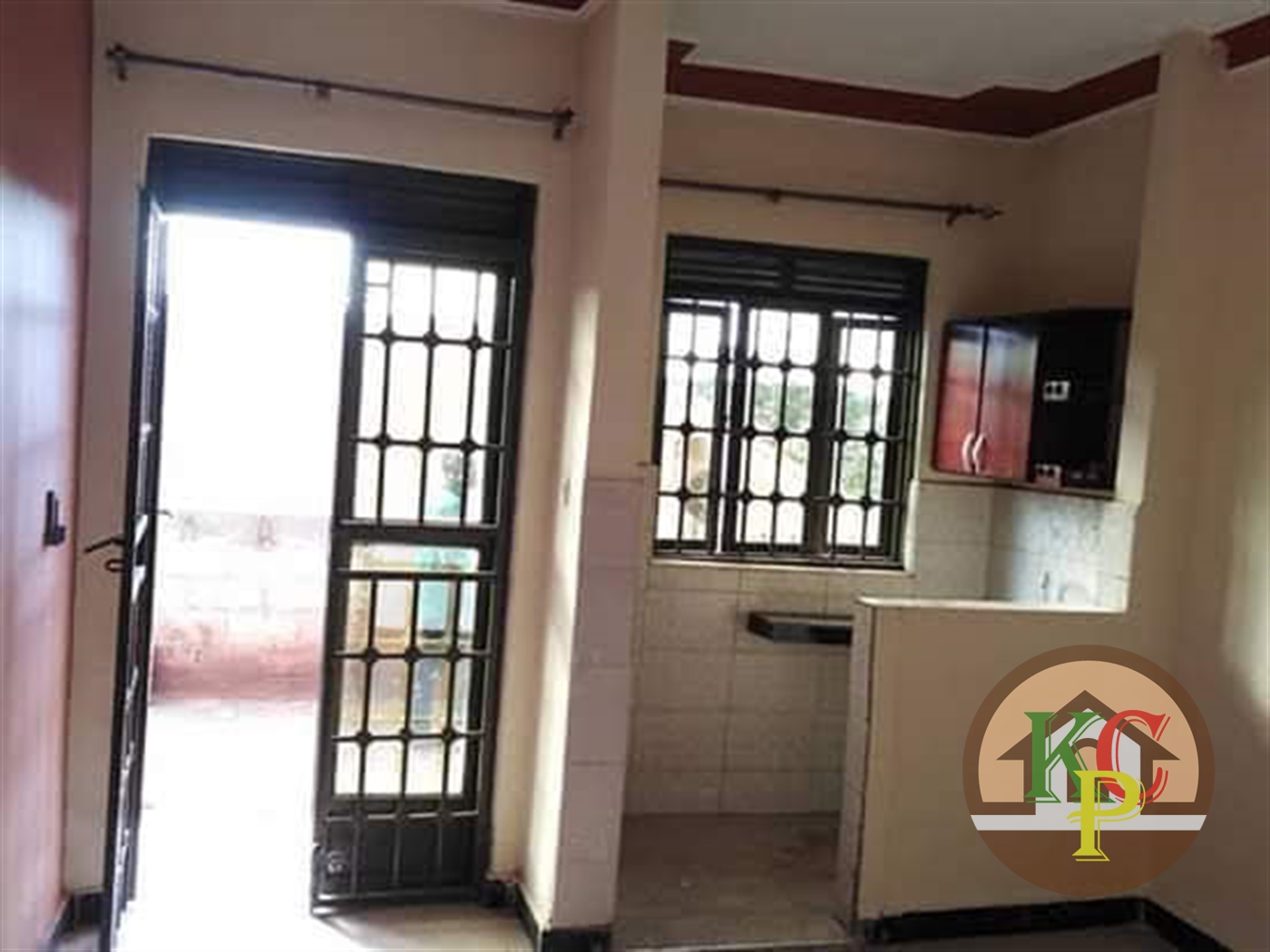 Semi Detached for rent in Mpererwe Kampala