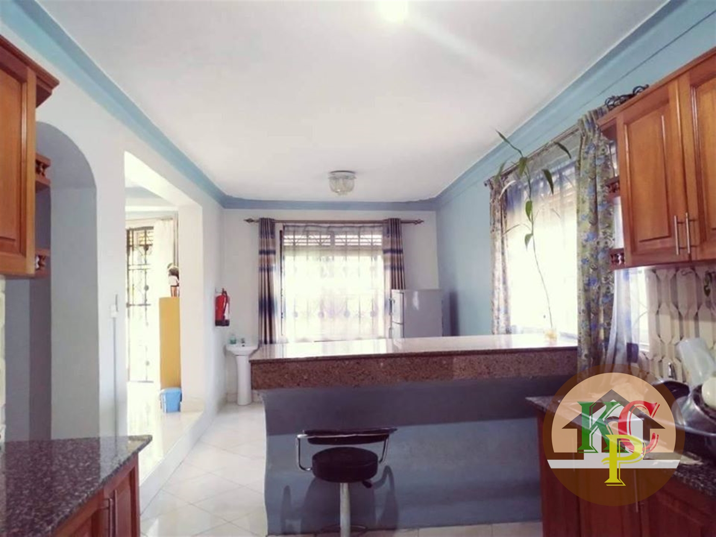 Mansion for sale in Kiteezi Kampala