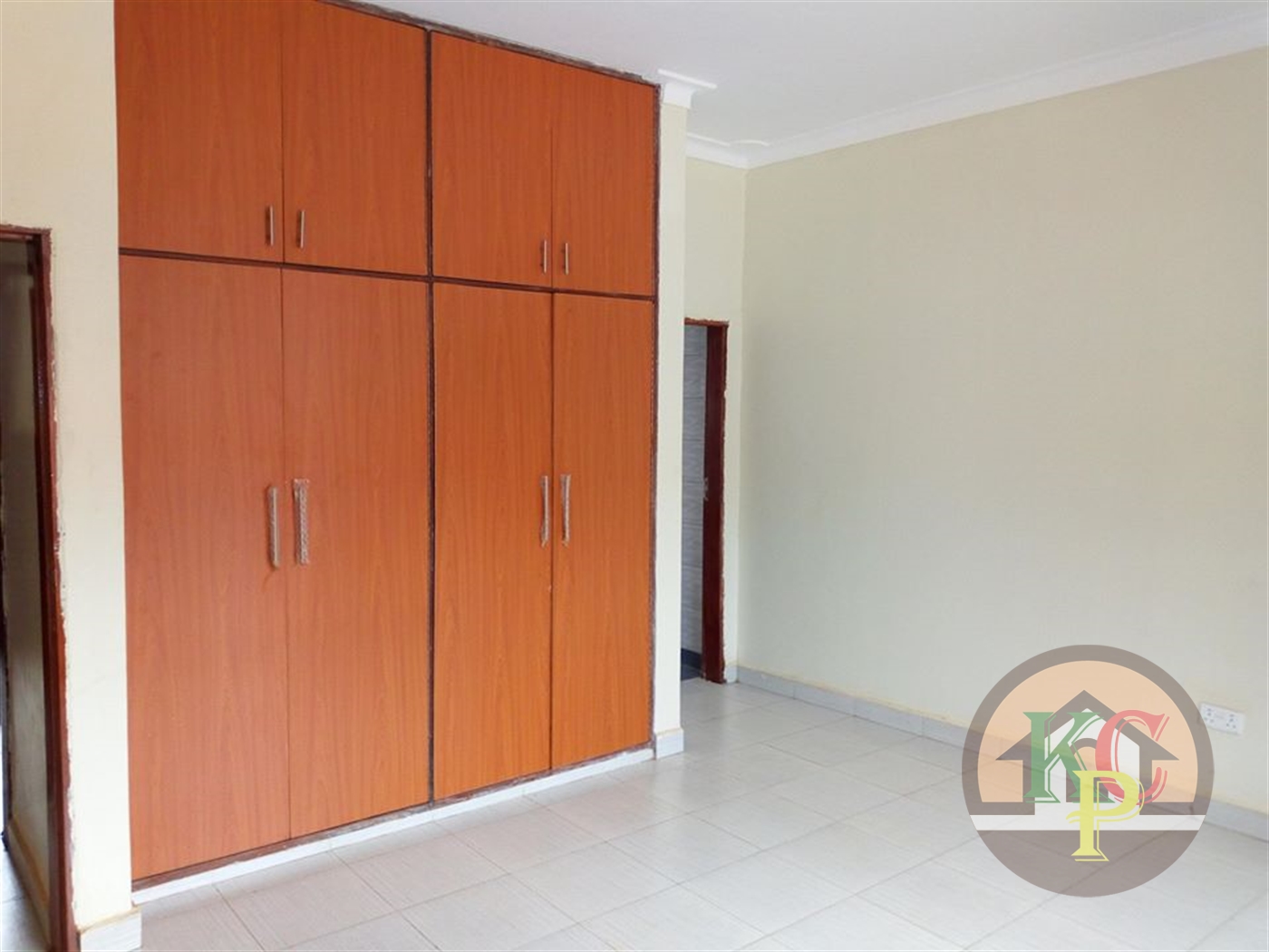 Semi Detached for rent in Najjera Kampala