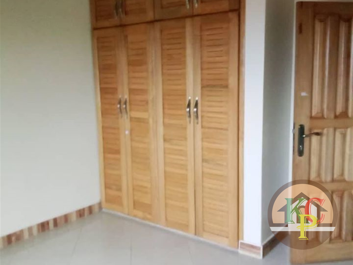 Semi Detached for rent in Kitende Wakiso