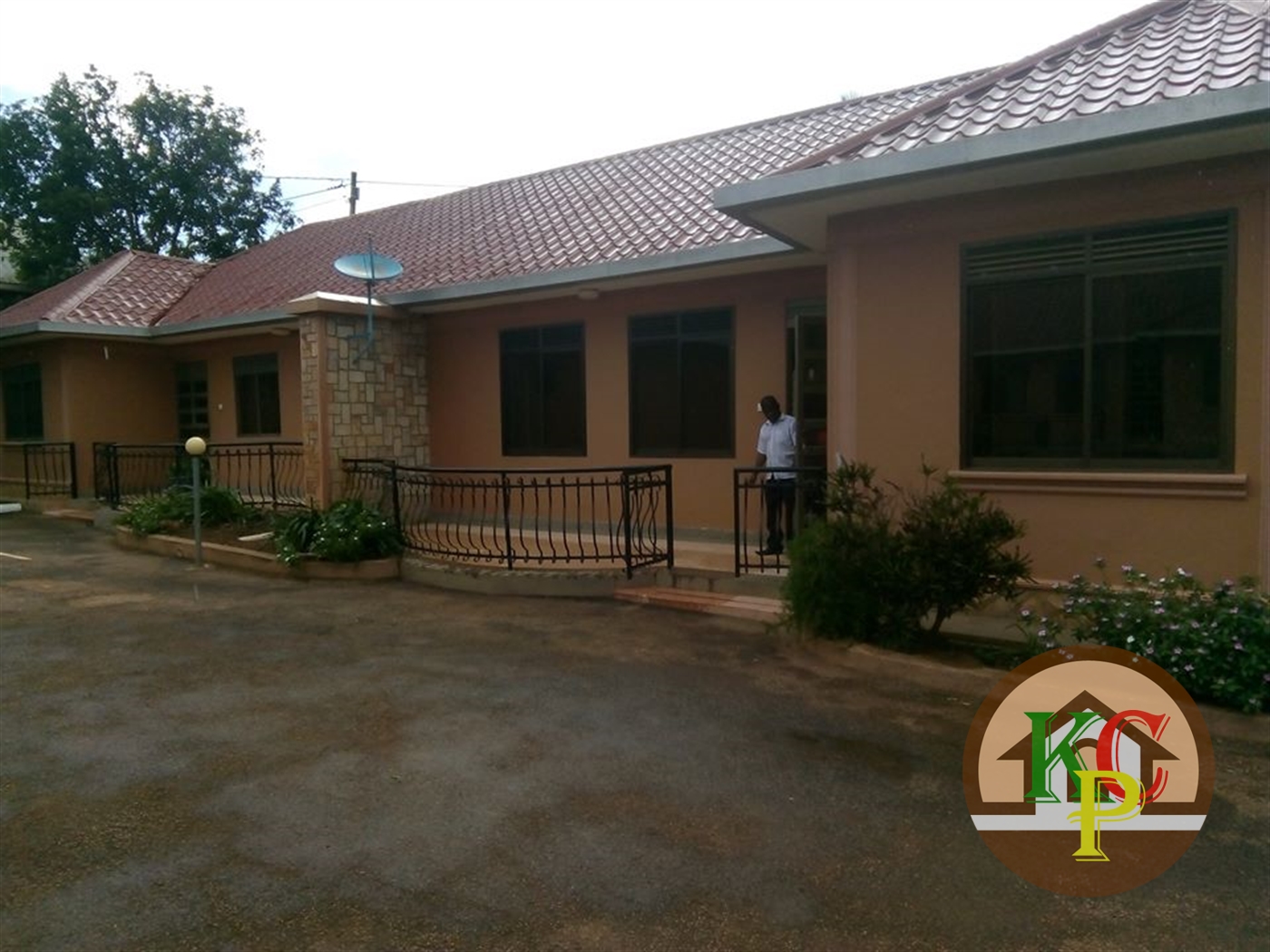 Semi Detached for rent in Bweyogerere Wakiso