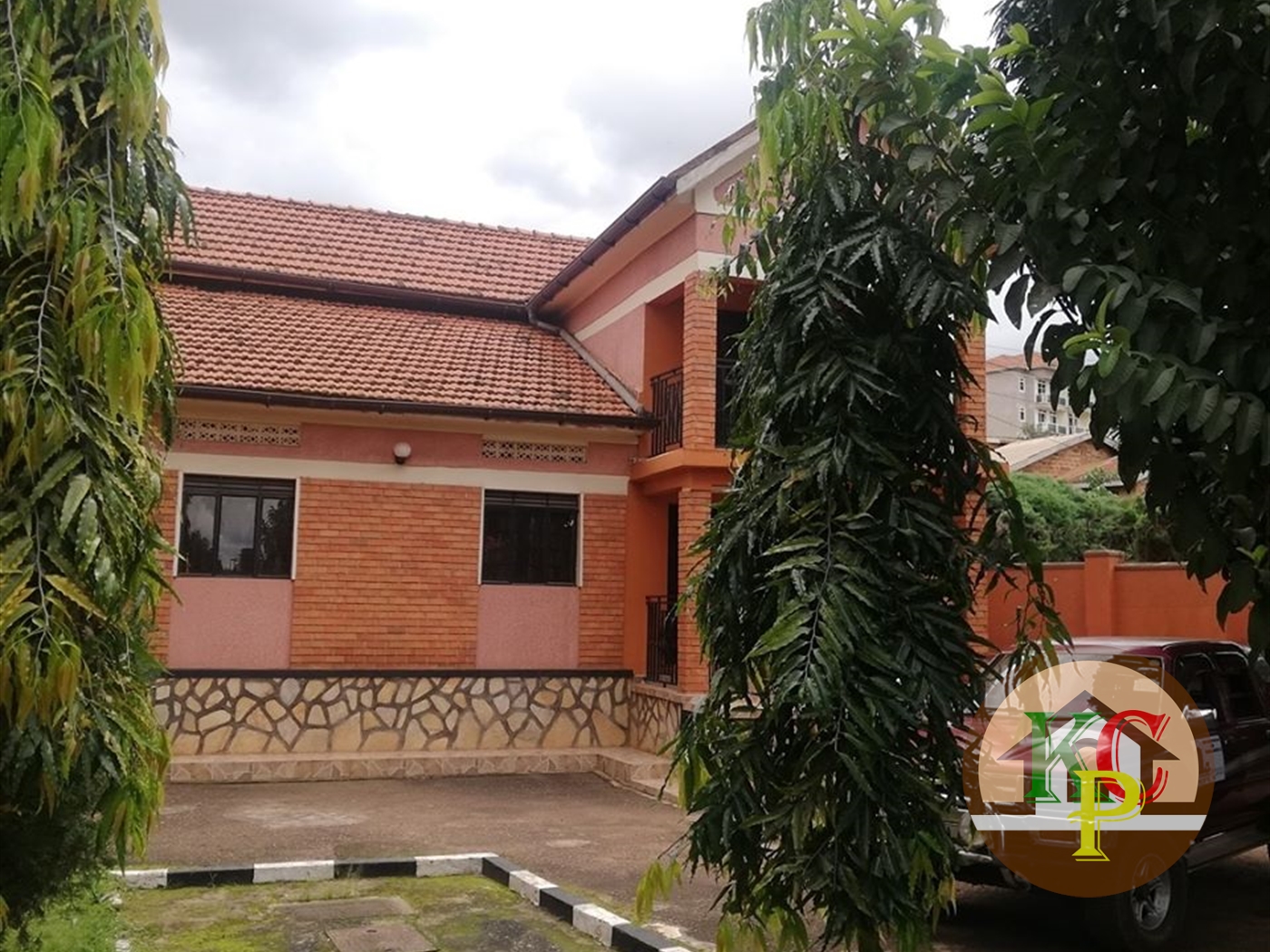 Mansion for rent in Bukoto Kampala