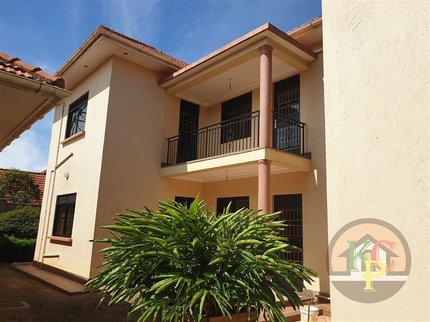 Mansion for rent in Nalufenya Jinja