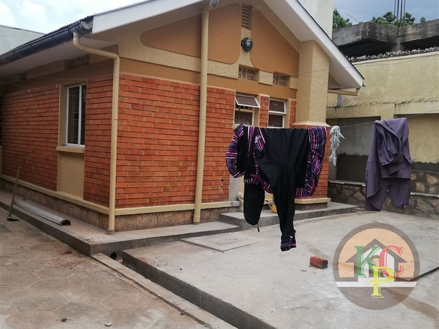 Bungalow for rent in Bukoto Kampala