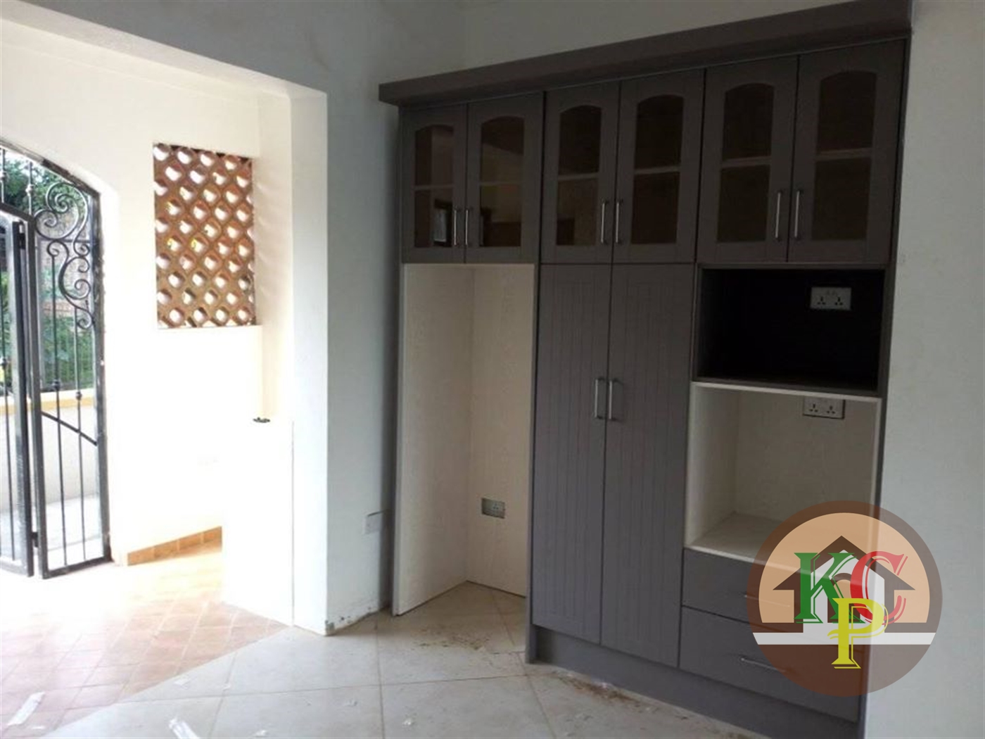 Semi Detached for rent in Kira Wakiso