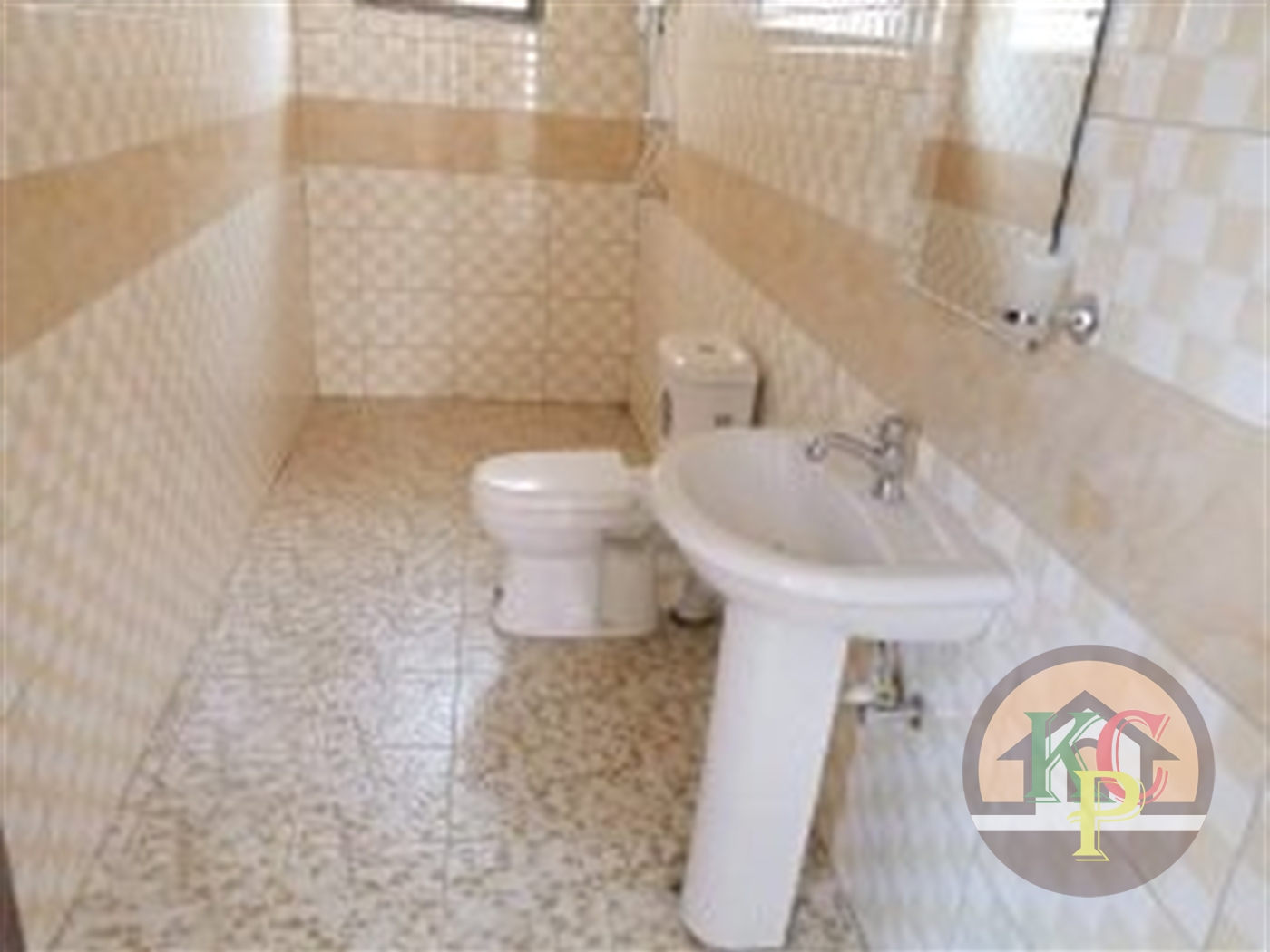 Semi Detached for rent in Magere Kampala