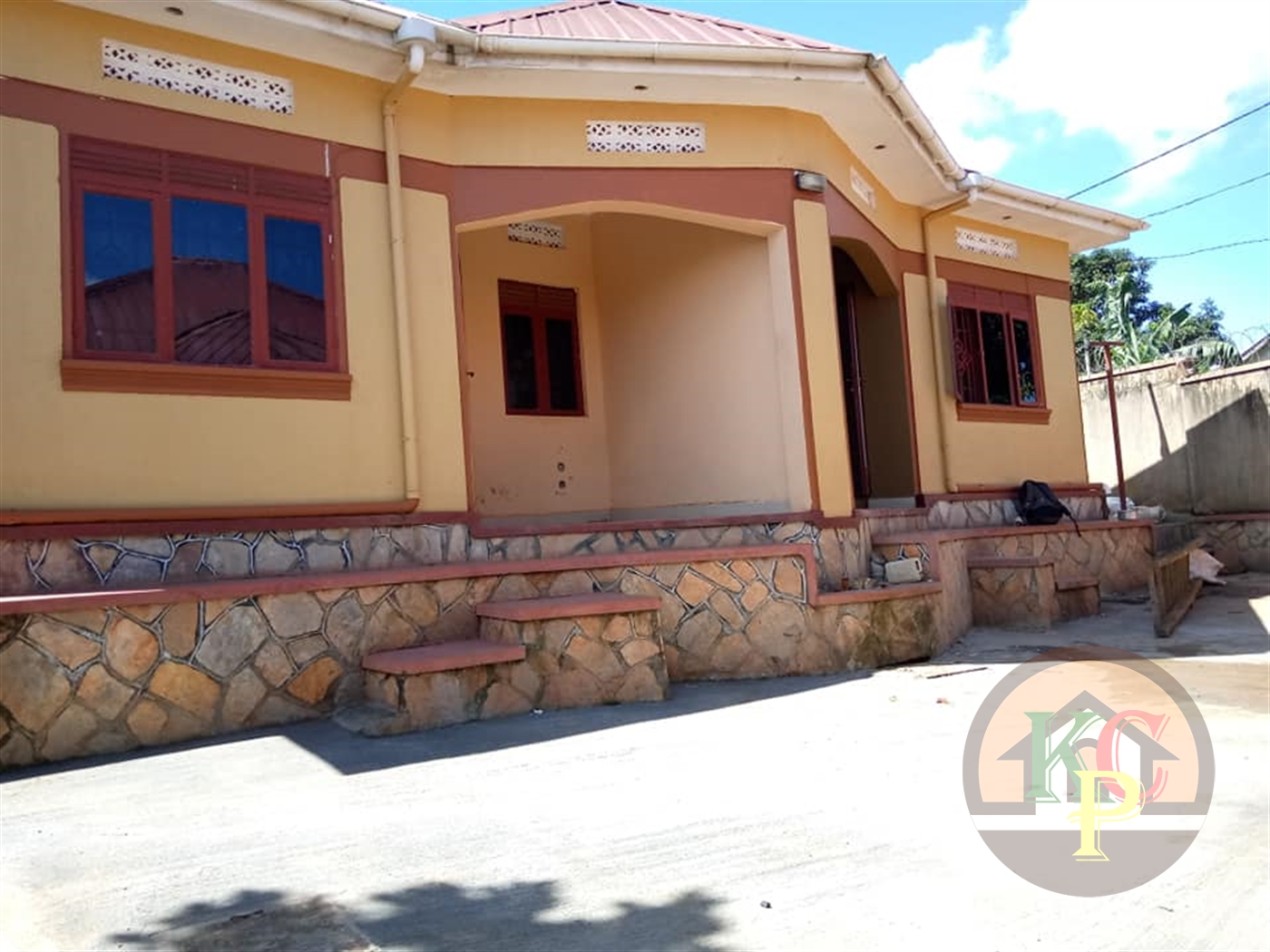 Semi Detached for rent in Kyaliwajjala Wakiso