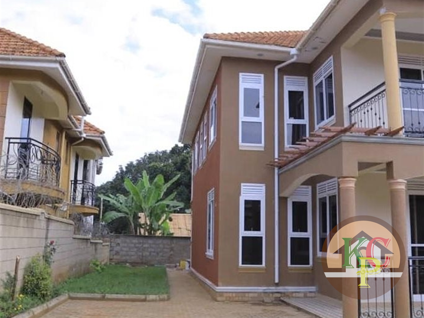 Mansion for sale in Kyaliwajjala Wakiso