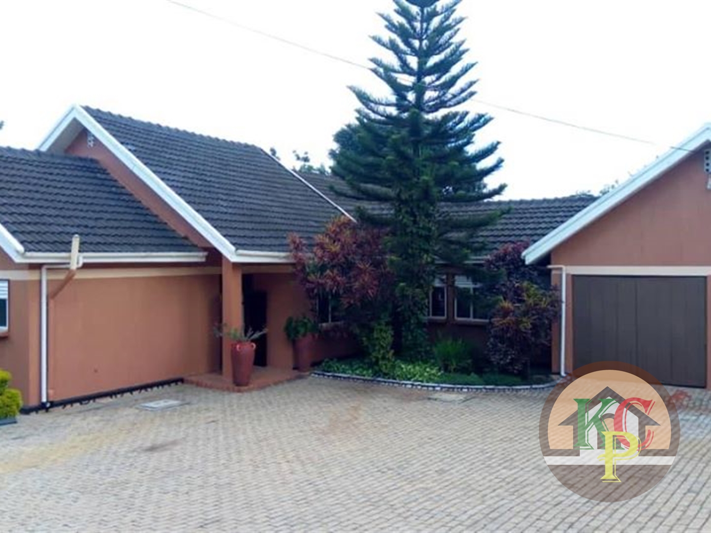 Bungalow for rent in Naguru Kampala