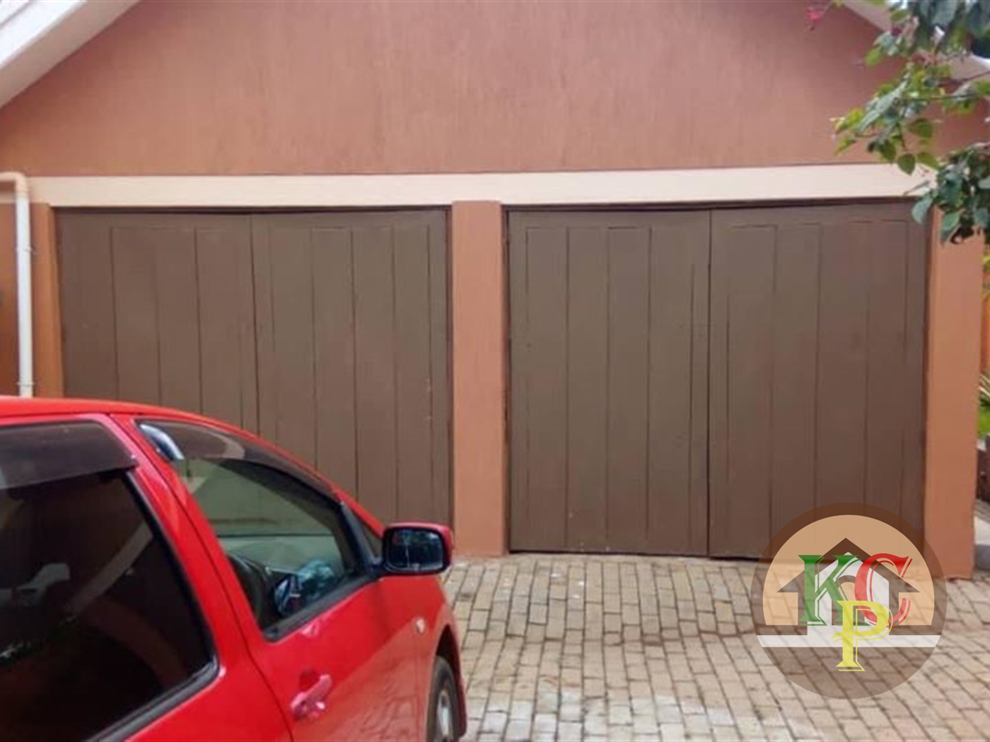 Bungalow for rent in Naguru Kampala