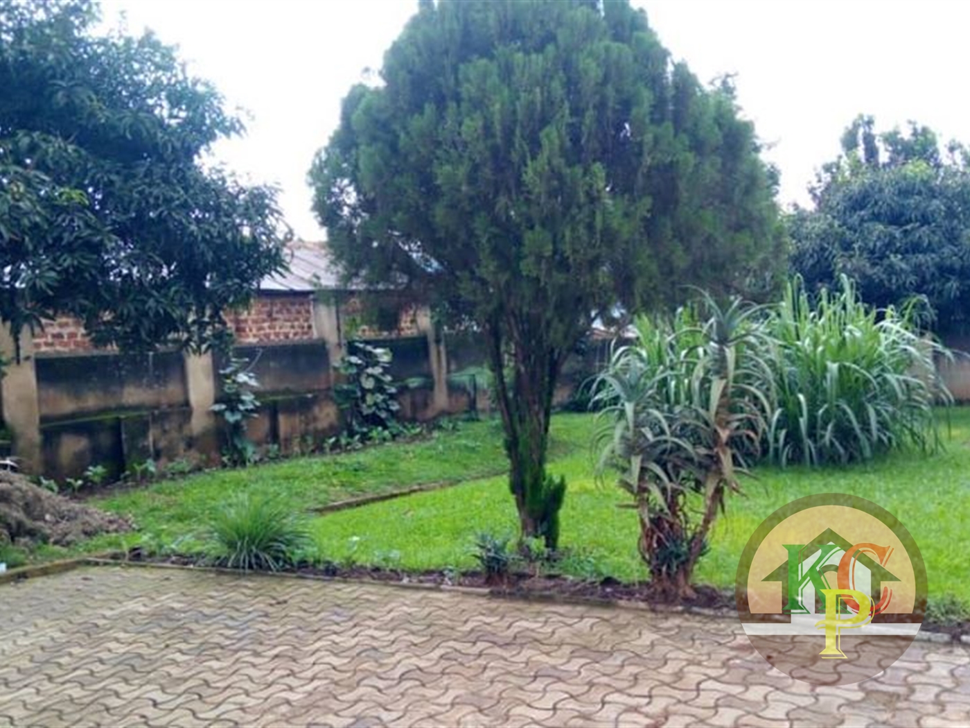 Bungalow for rent in Naguru Kampala