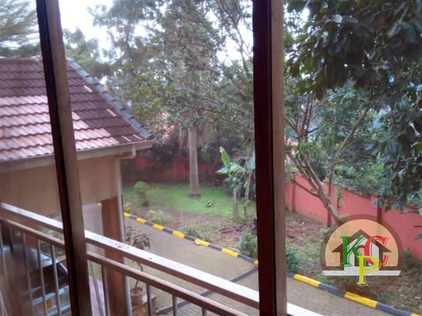 Bungalow for rent in Naguru Kampala