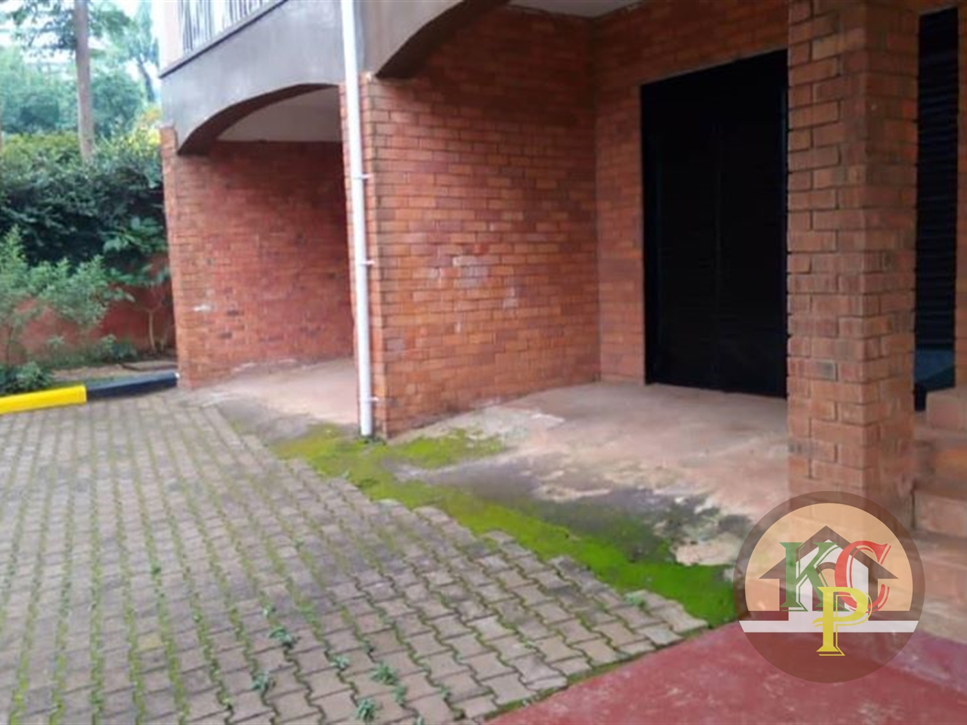 Bungalow for rent in Naguru Kampala