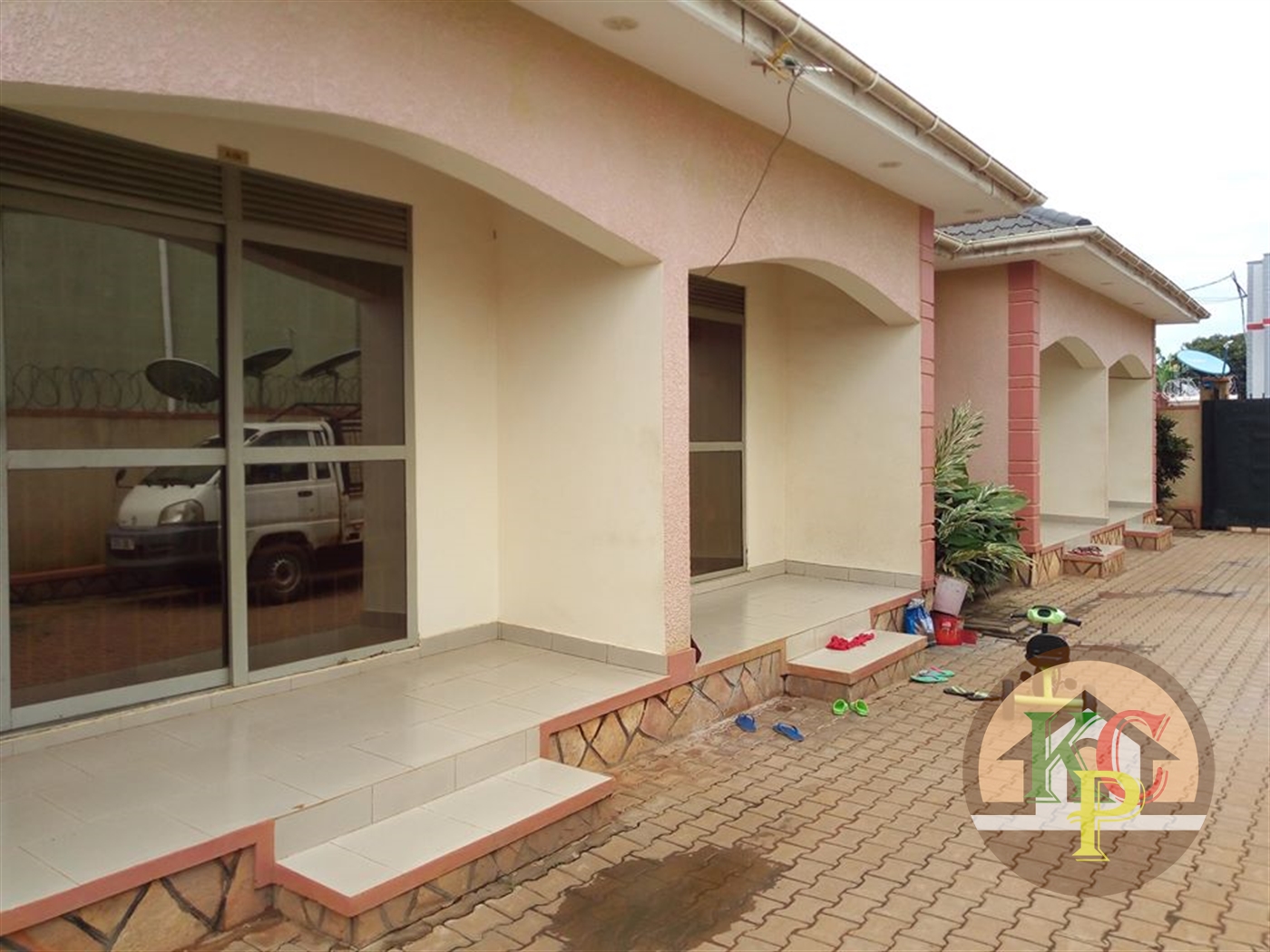 Semi Detached for rent in Kyaliwajjala Wakiso