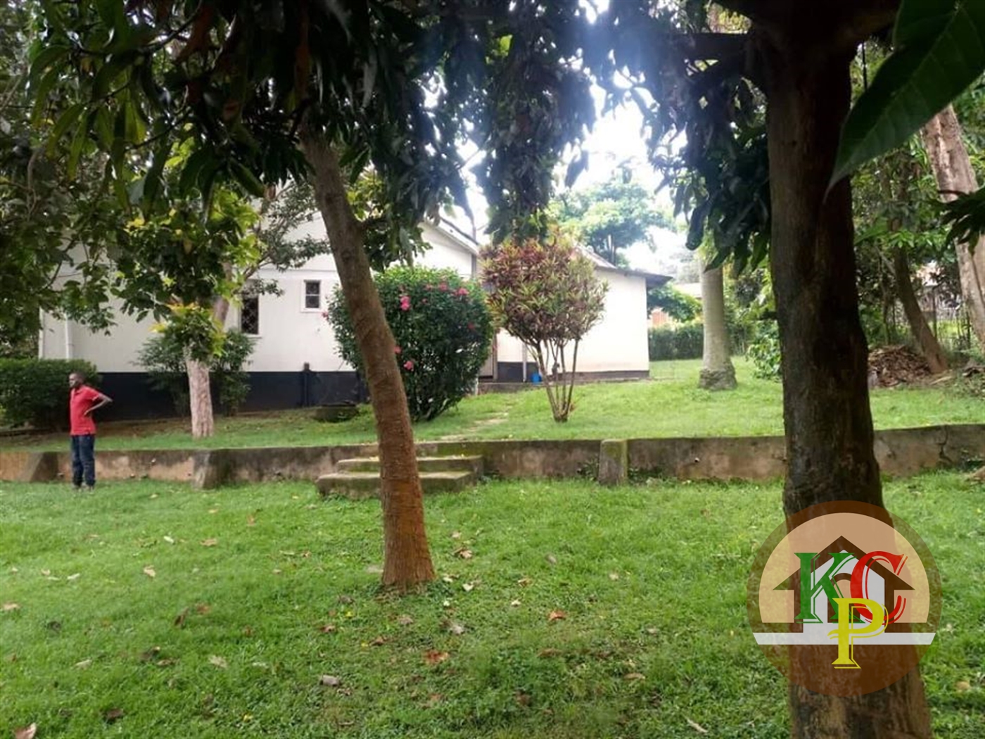 Bungalow for sale in Mutungo Kampala