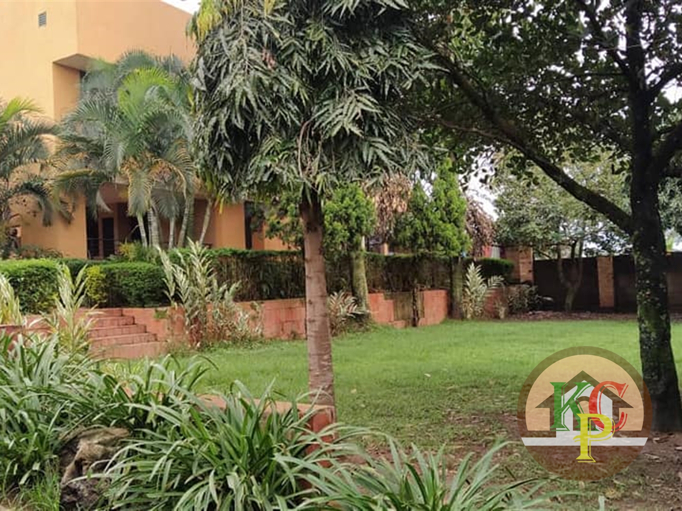 Mansion for rent in Kyanja Kampala