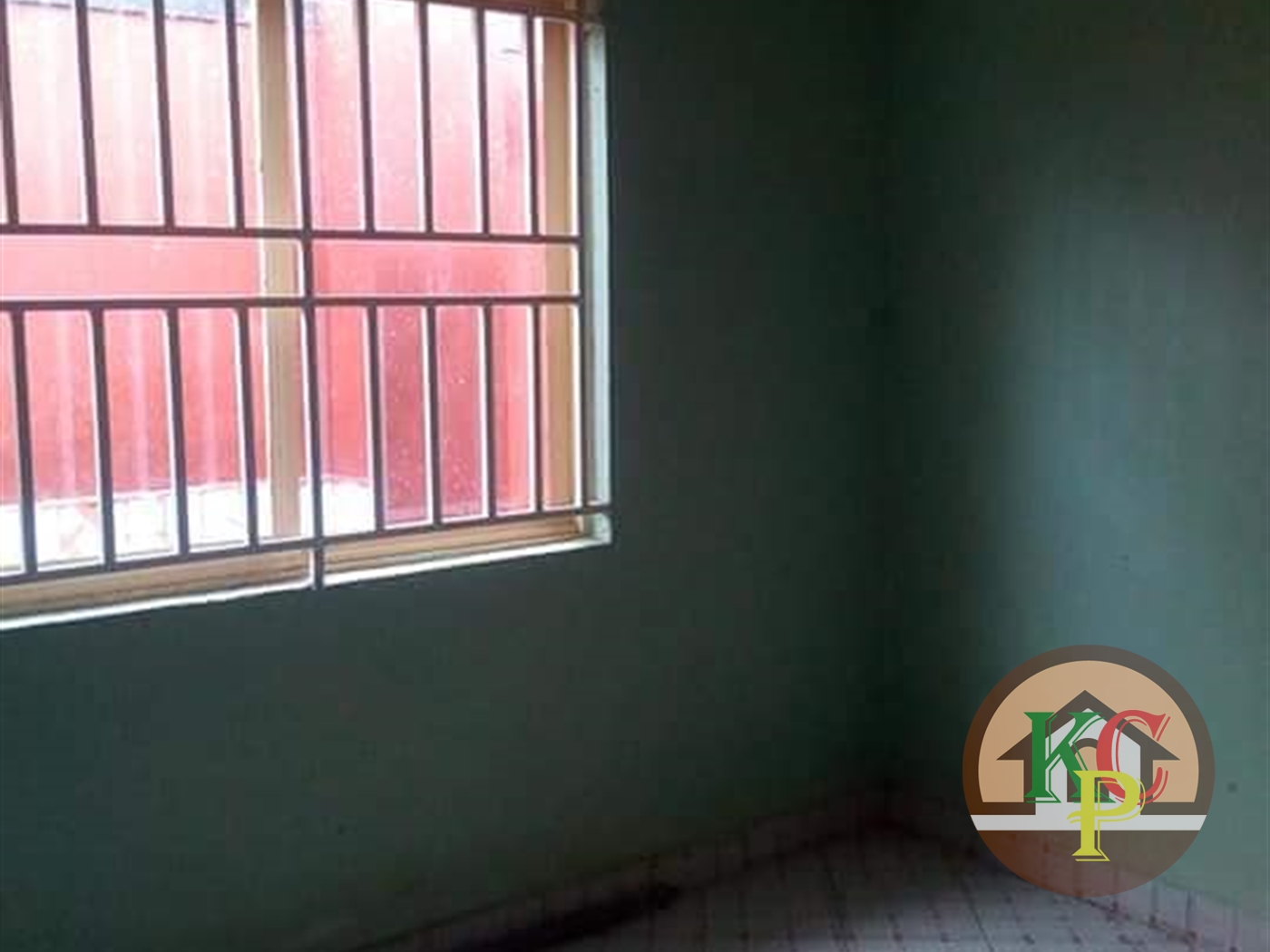 Semi Detached for rent in Mpererwe Kampala