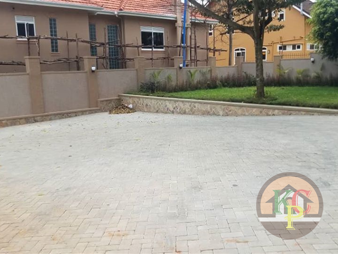 Mansion for sale in Munyonyo Kampala