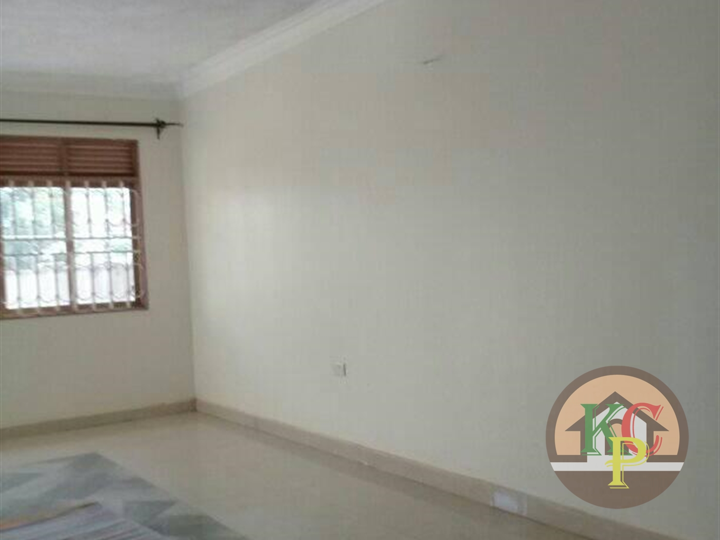 Semi Detached for rent in Mpererwe Kampala