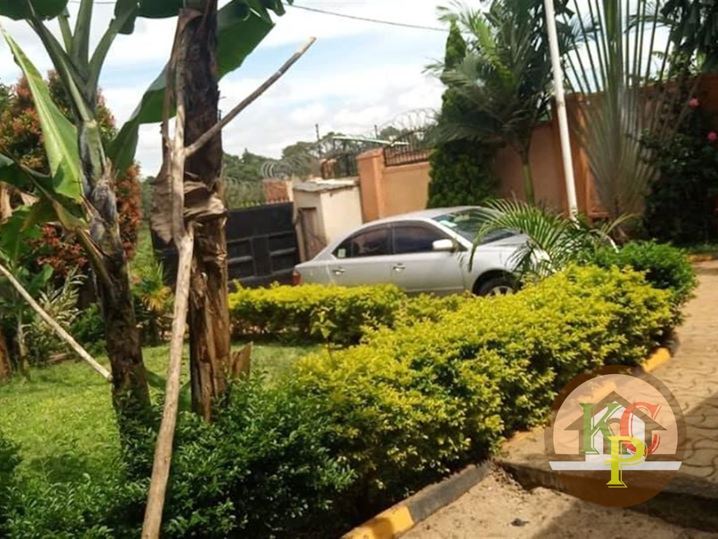 Bungalow for sale in Kira Wakiso